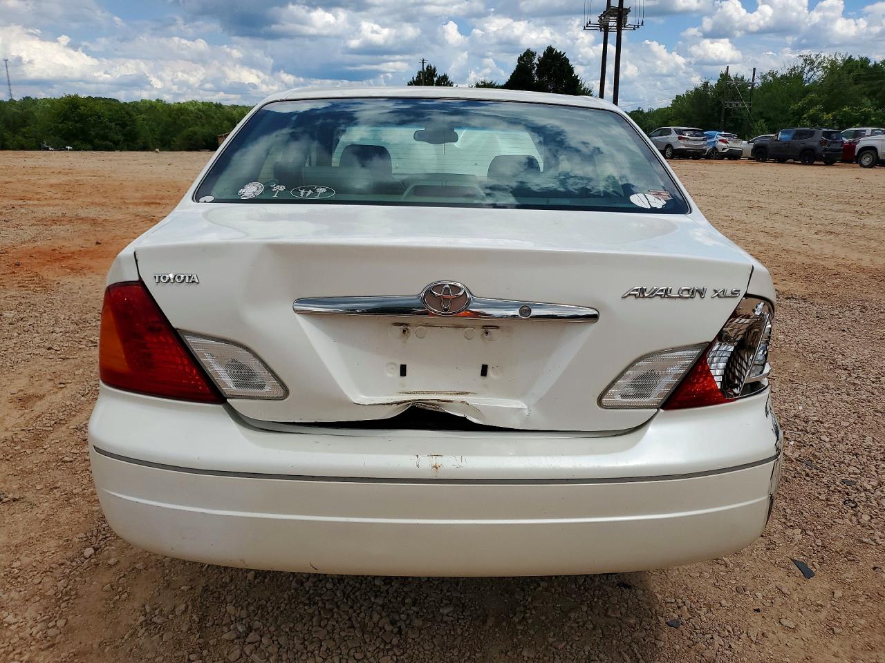 2000 Toyota Avalon Xls White vin: 4T1BF28B0YU110362