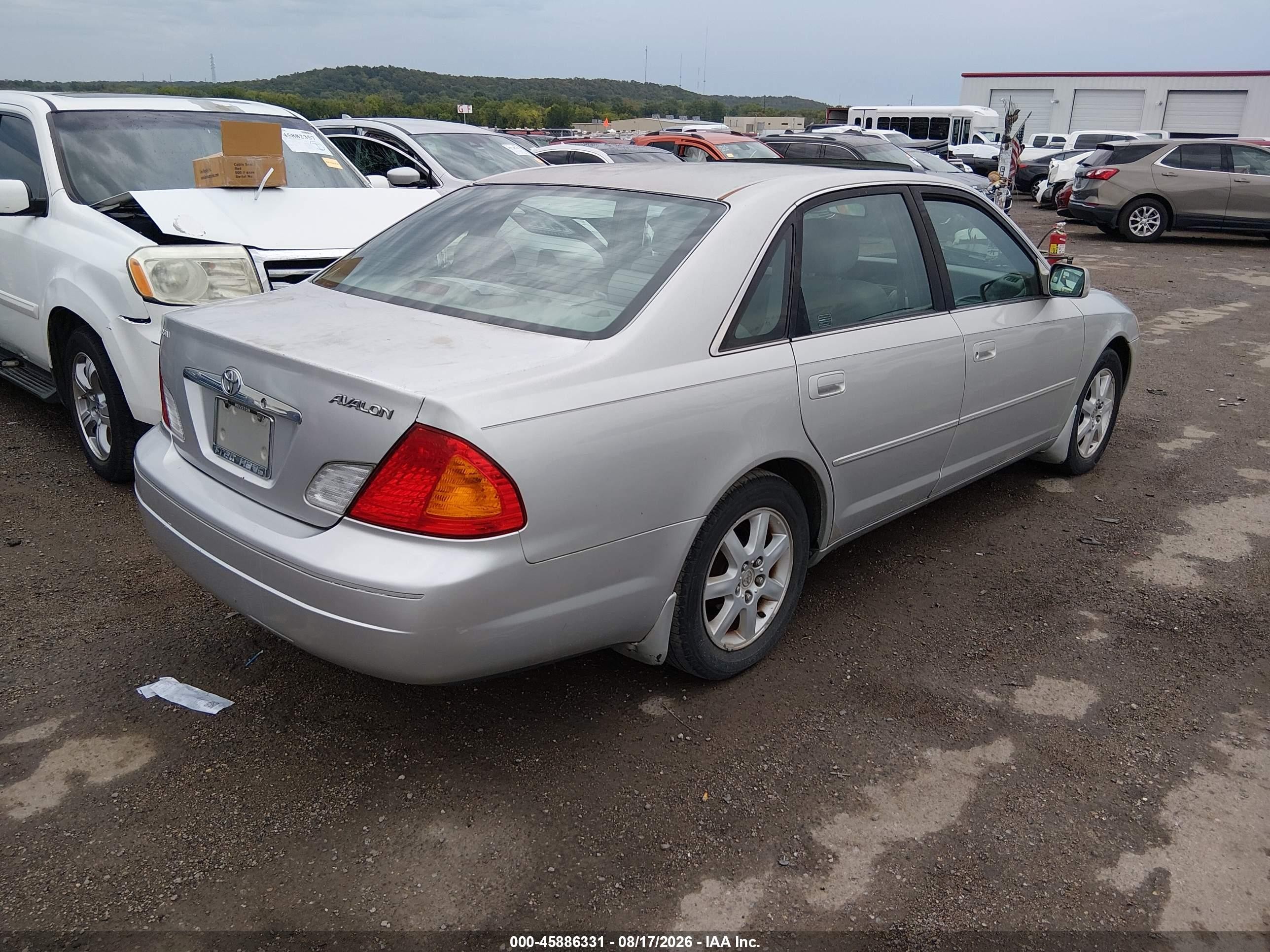 2001 Toyota Avalon Xls Silver vin: 4T1BF28B11U144056
