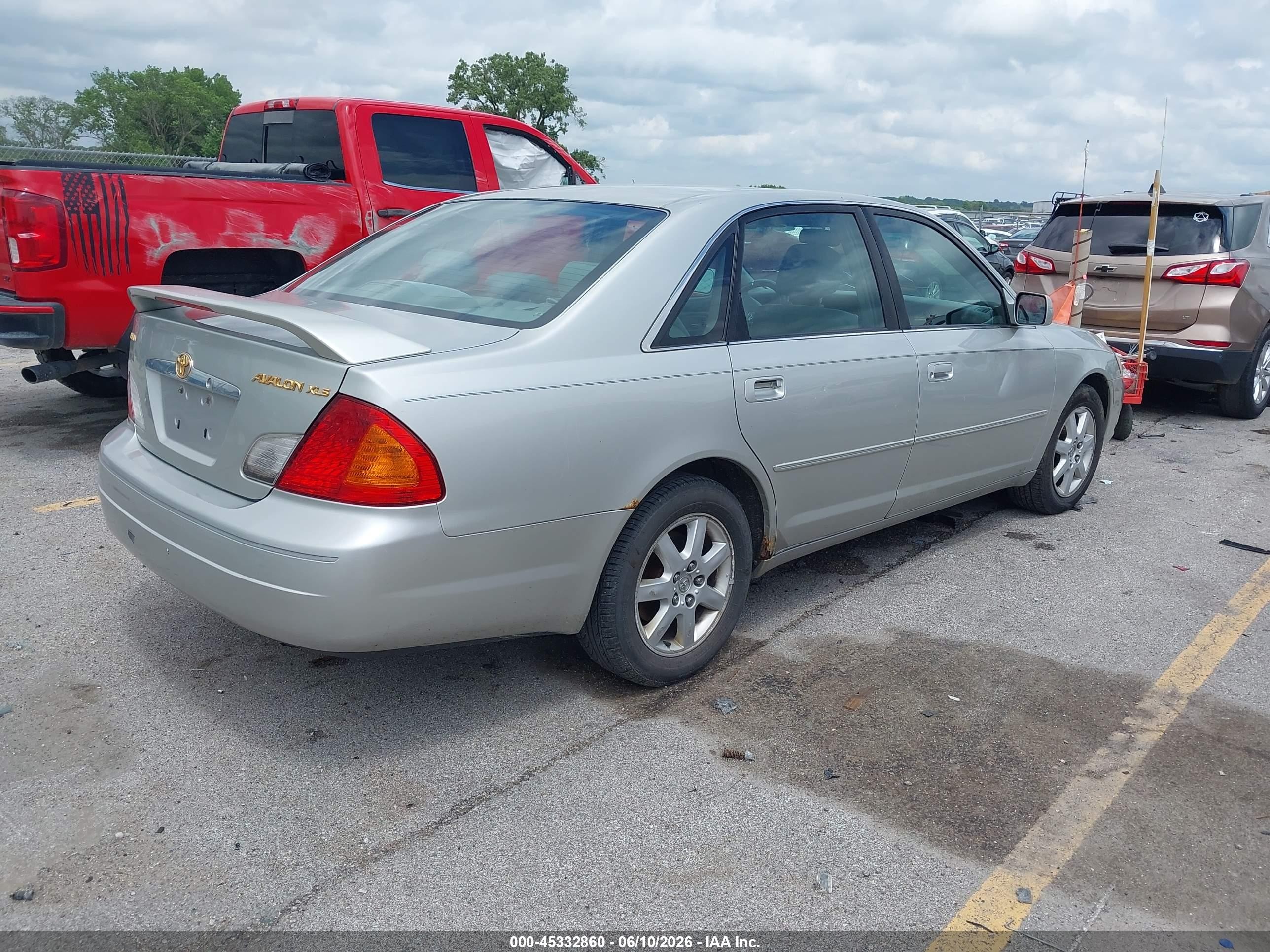 2002 Toyota Avalon Xls Silver vin: 4T1BF28B12U226595