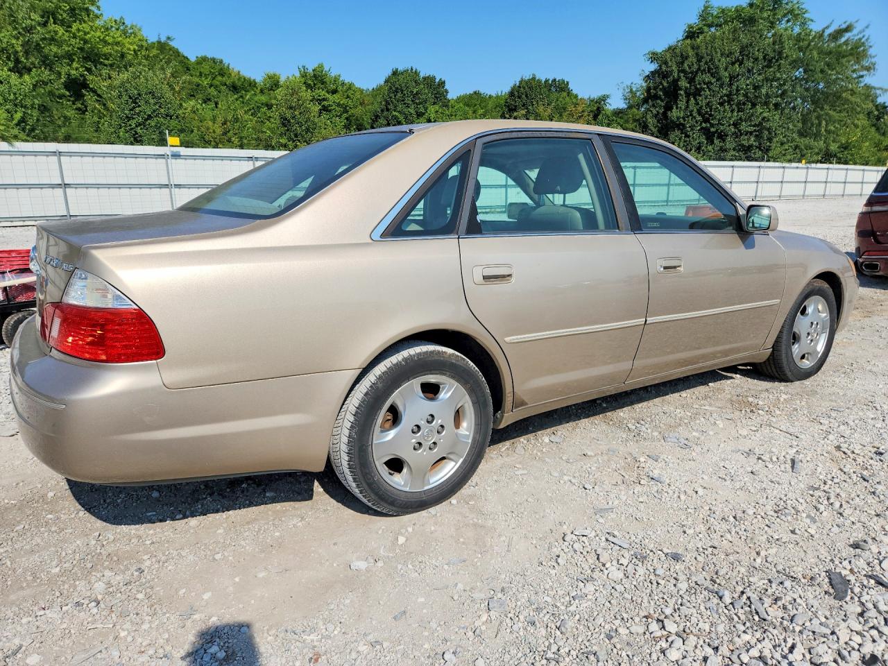 2003 Toyota Avalon Xls Gold vin: 4T1BF28B13U289732