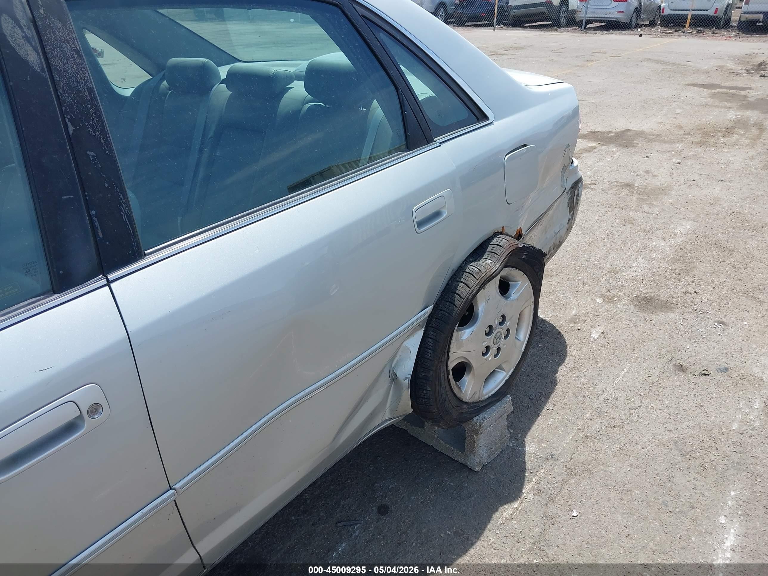 2003 Toyota Avalon Xls Серебряный vin: 4T1BF28B13U311891