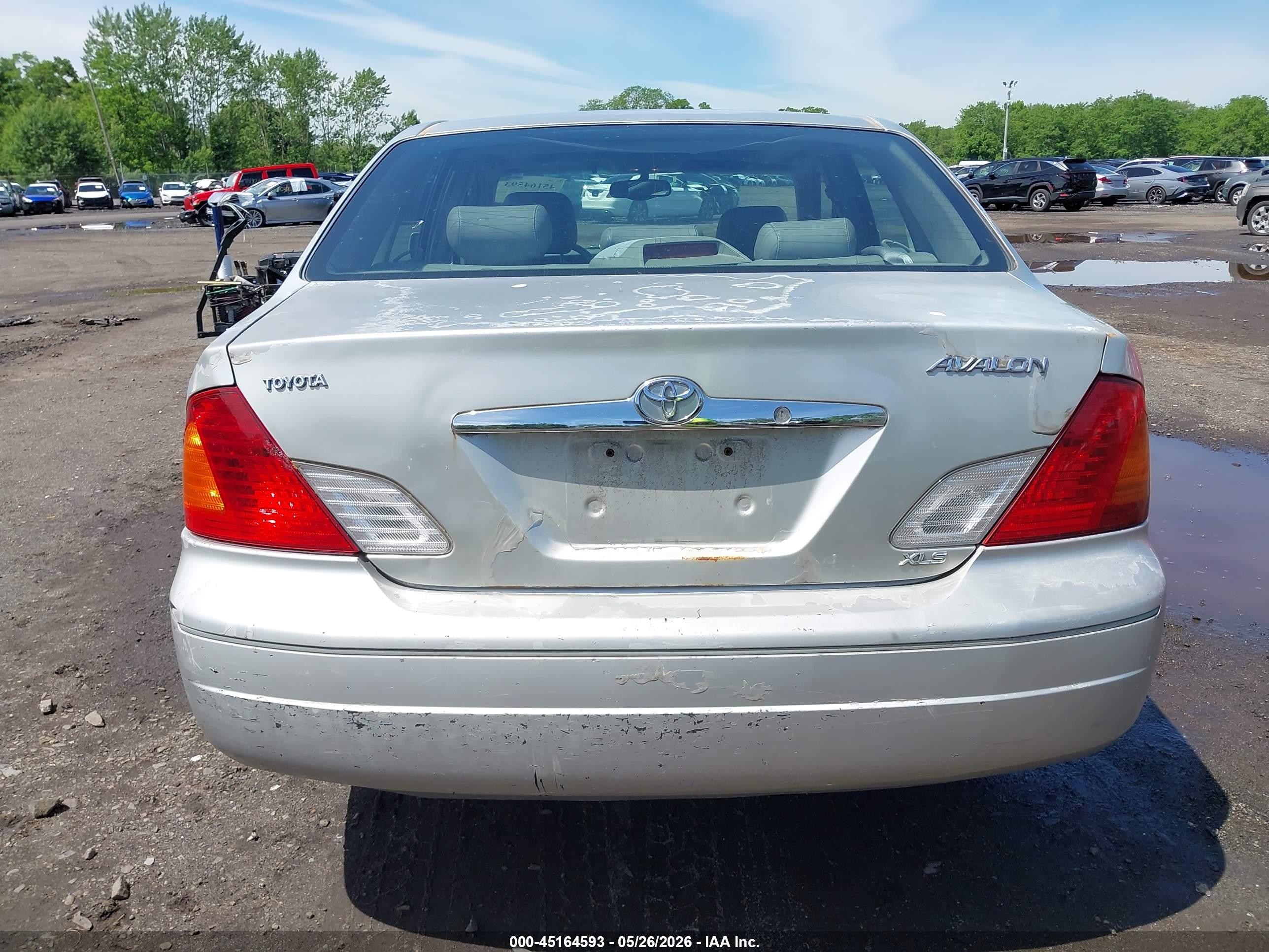 2000 Toyota Avalon Xls Серебряный vin: 4T1BF28B1YU022503