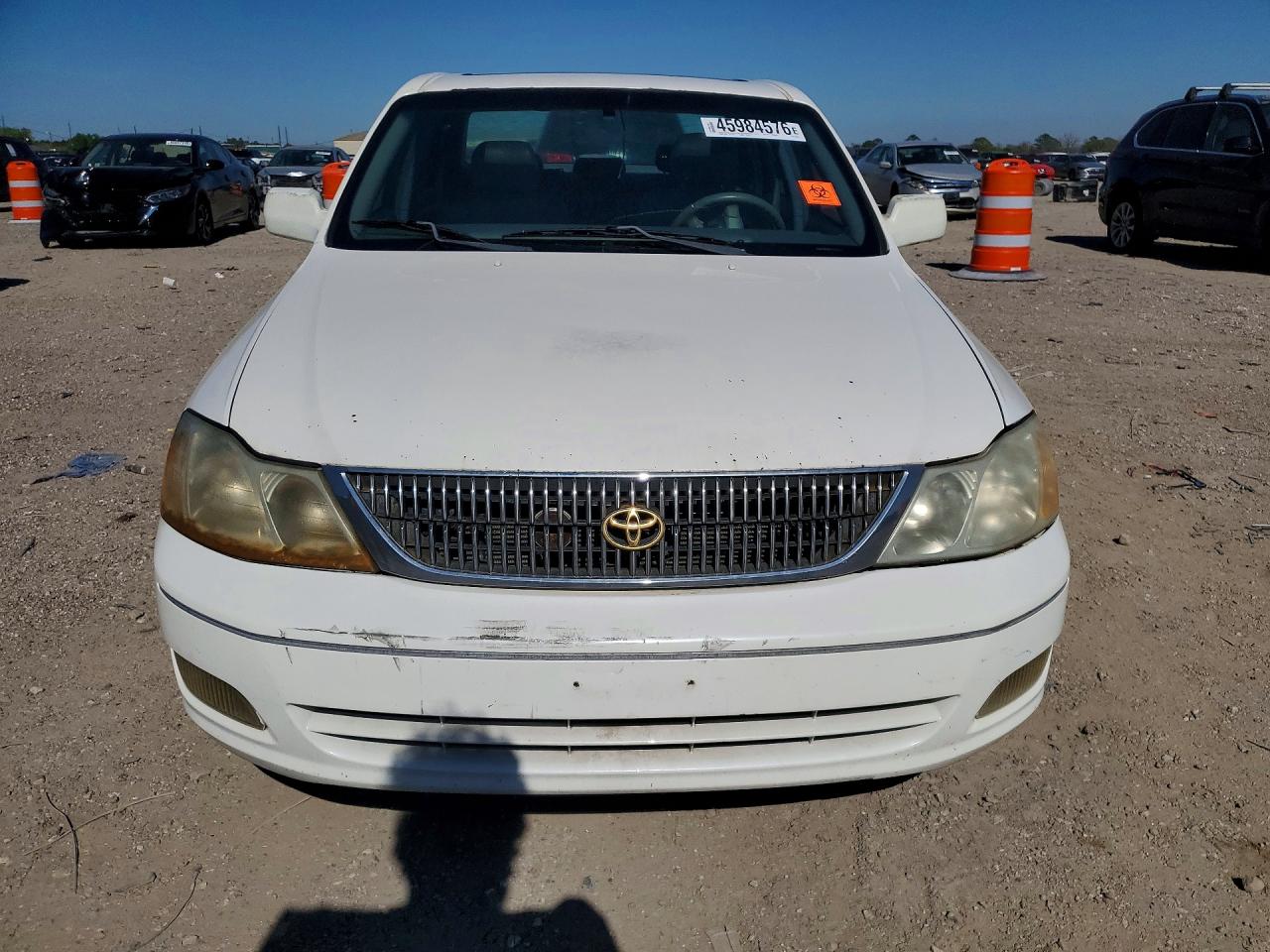 2000 Toyota Avalon Xls White vin: 4T1BF28B1YU066288