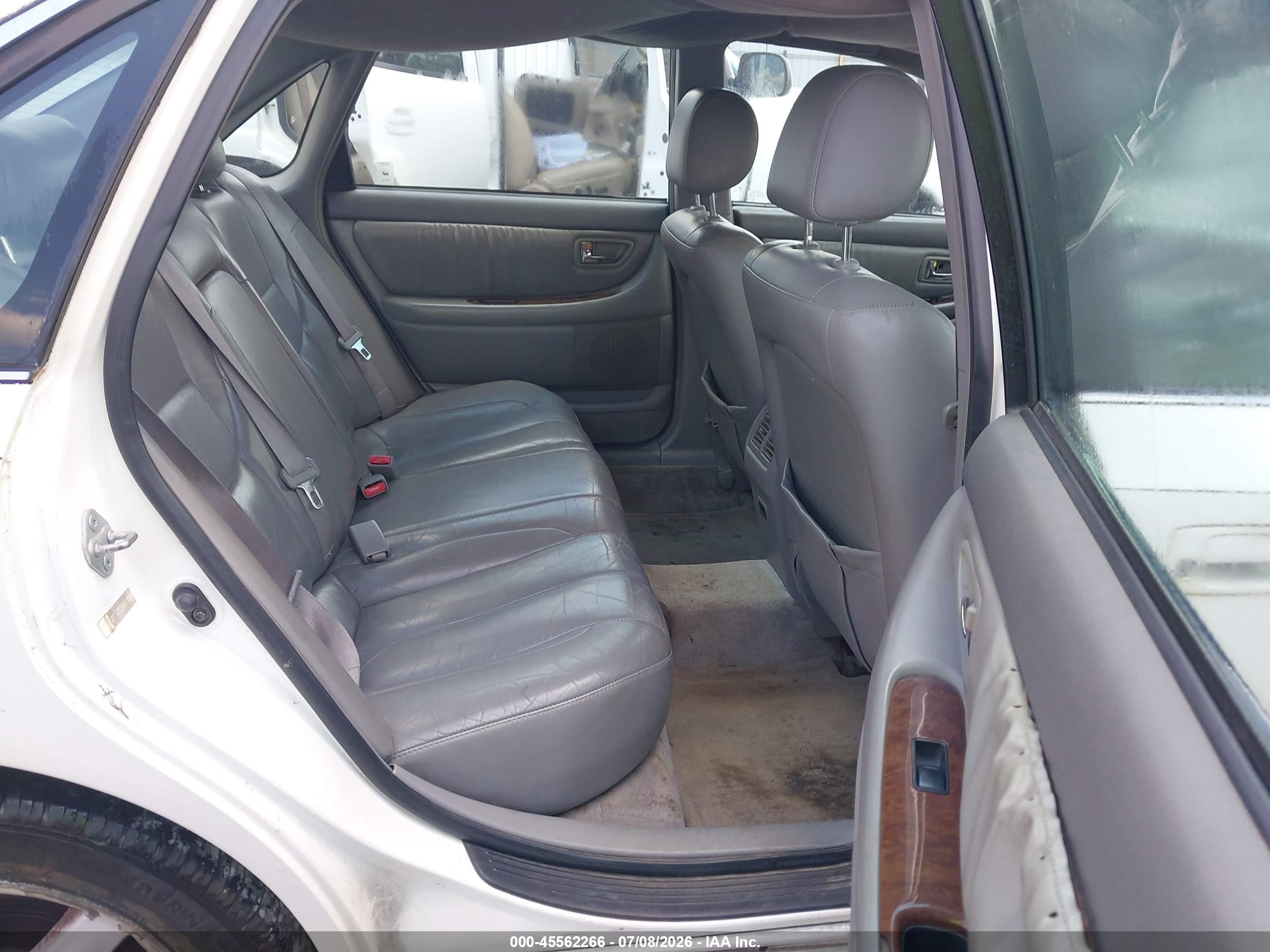 2000 Toyota Avalon Xls White vin: 4T1BF28B1YU077632