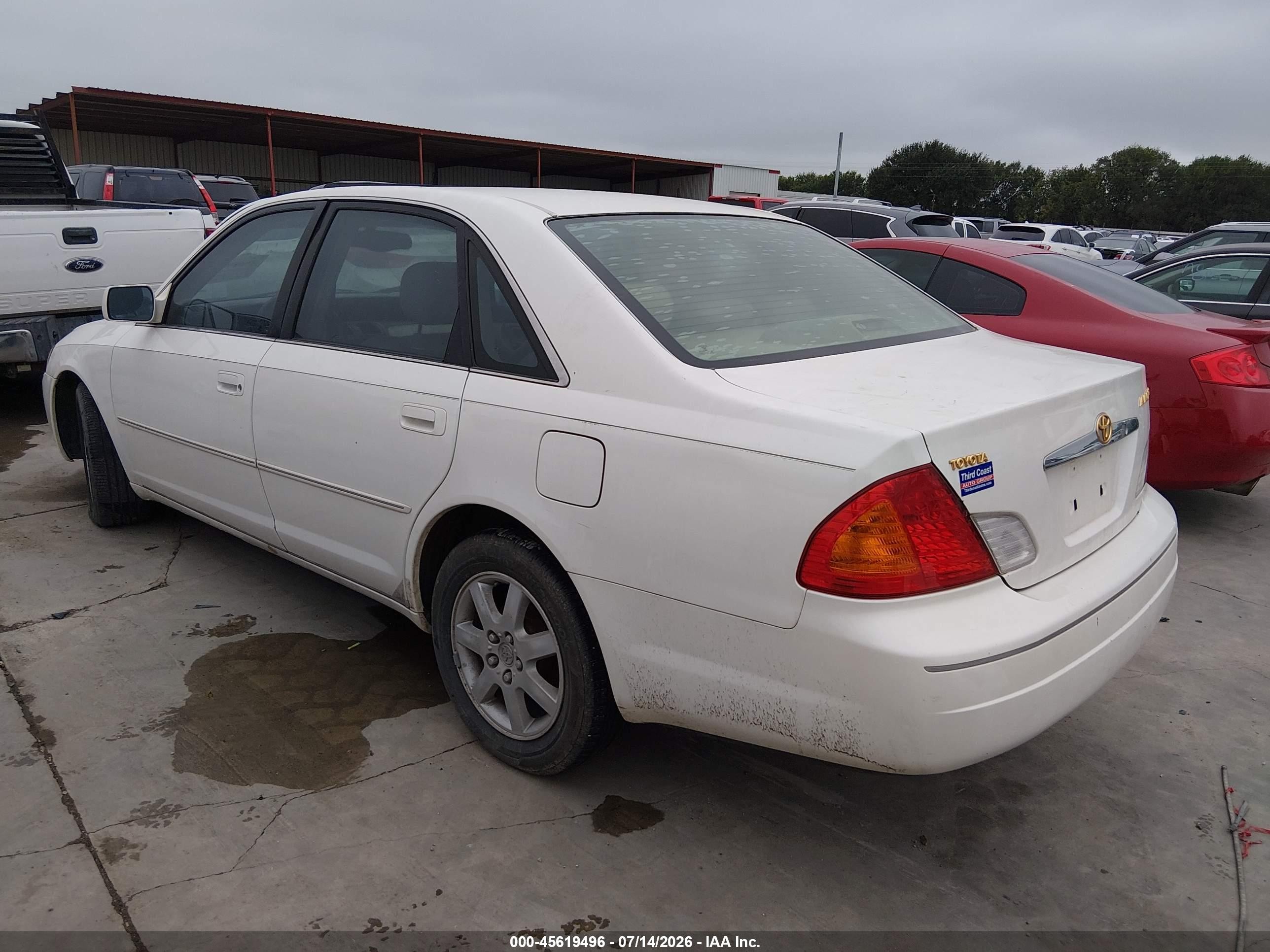 2000 Toyota Avalon Xls White vin: 4T1BF28B1YU081373