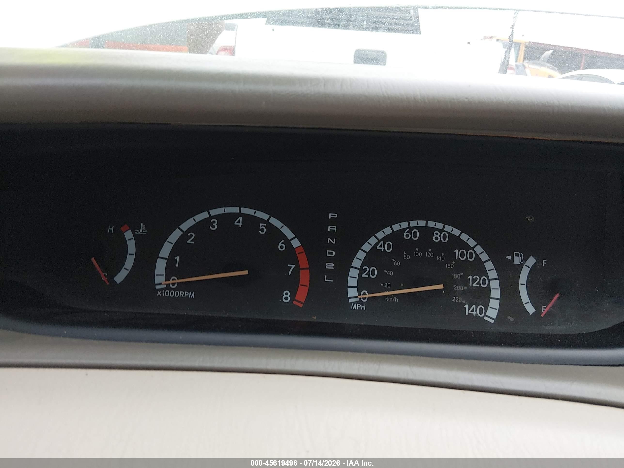 2000 Toyota Avalon Xls White vin: 4T1BF28B1YU081373