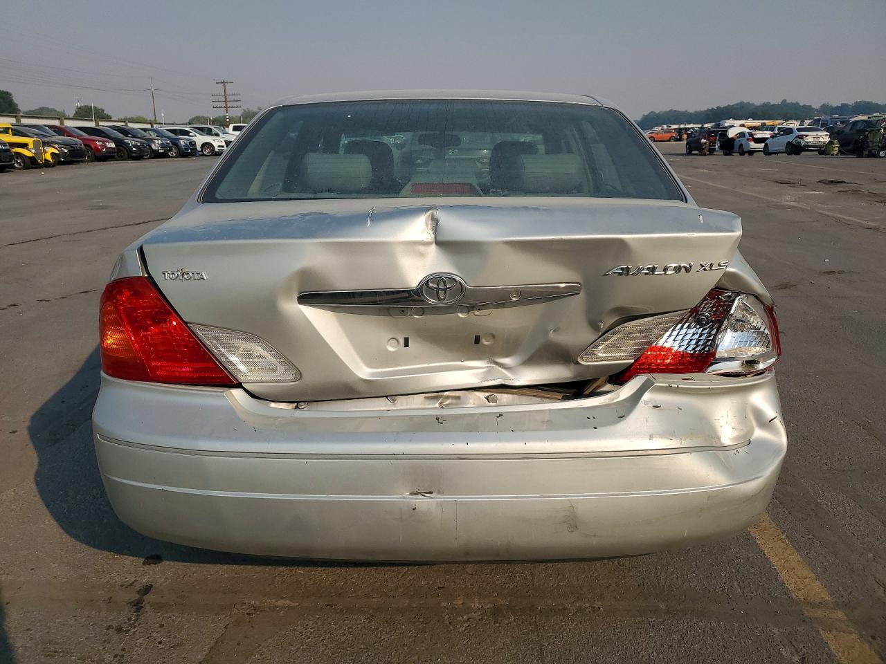 2000 Toyota Avalon Xls Silver vin: 4T1BF28B1YU097914