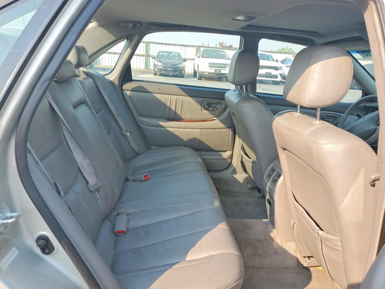 2000 Toyota Avalon Xls Silver vin: 4T1BF28B1YU097914