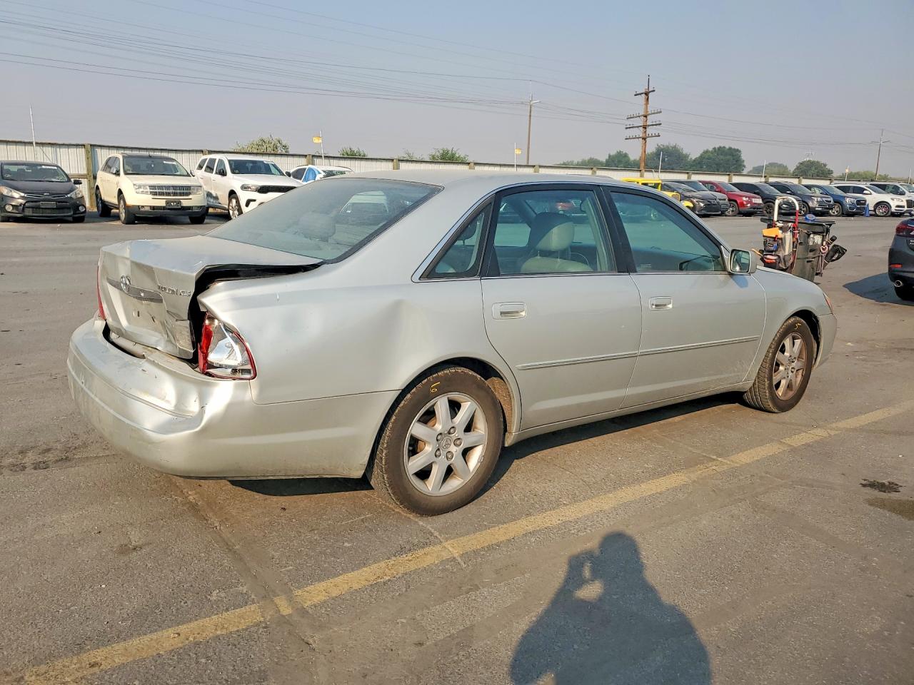 2000 Toyota Avalon Xls Silver vin: 4T1BF28B1YU097914