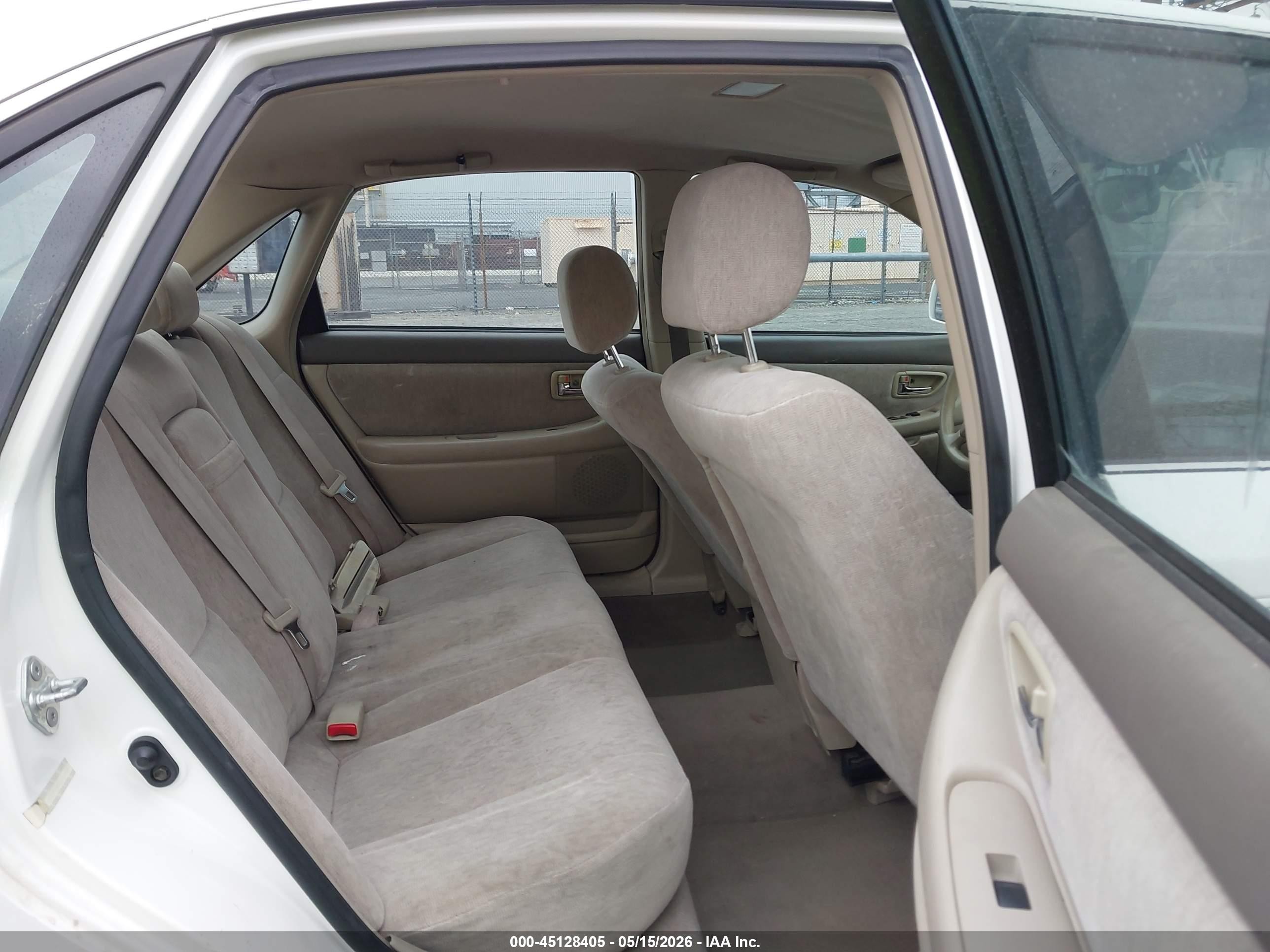 2002 Toyota Avalon Xl Белый vin: 4T1BF28B22U242918