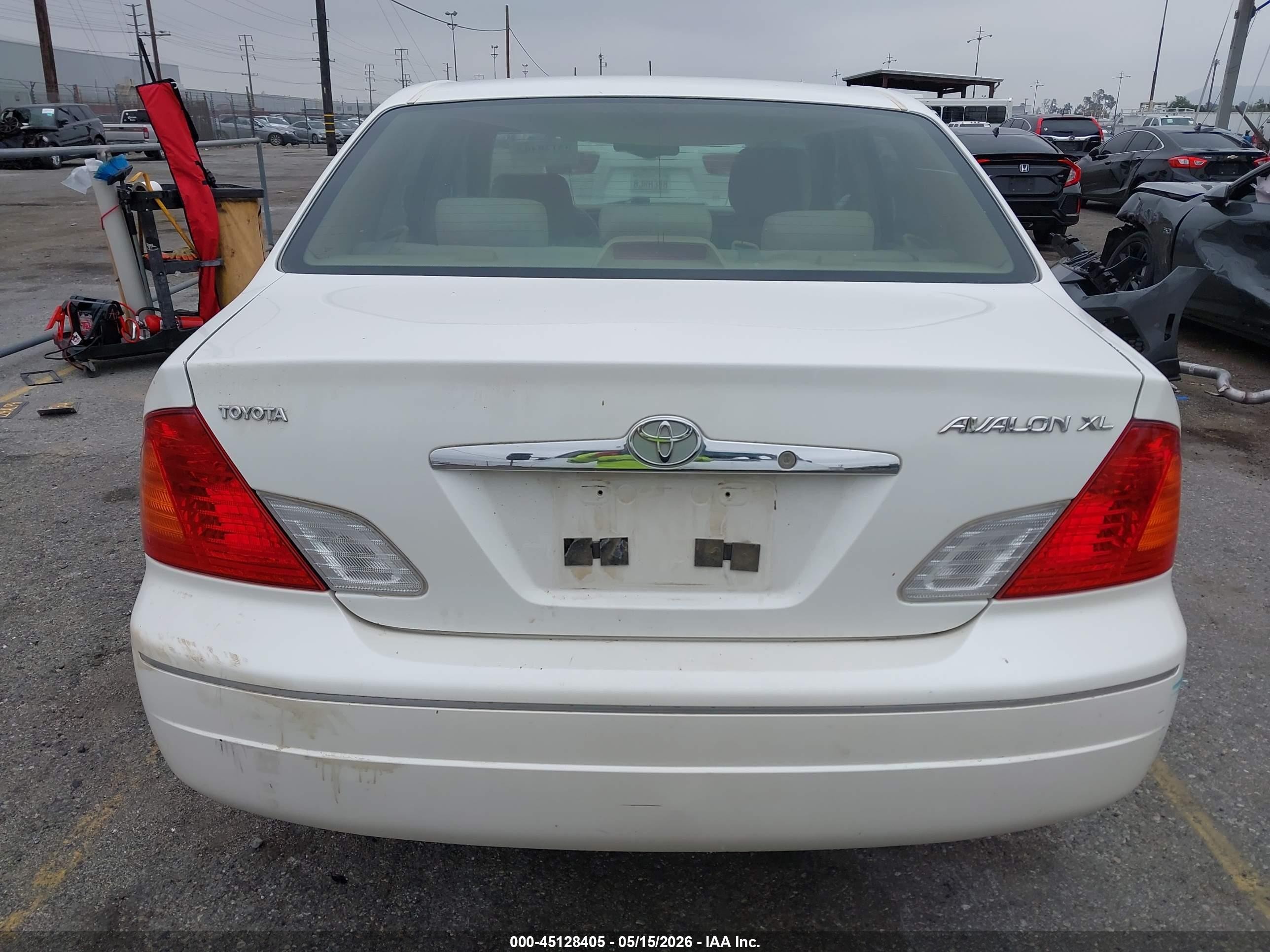 2002 Toyota Avalon Xl Белый vin: 4T1BF28B22U242918