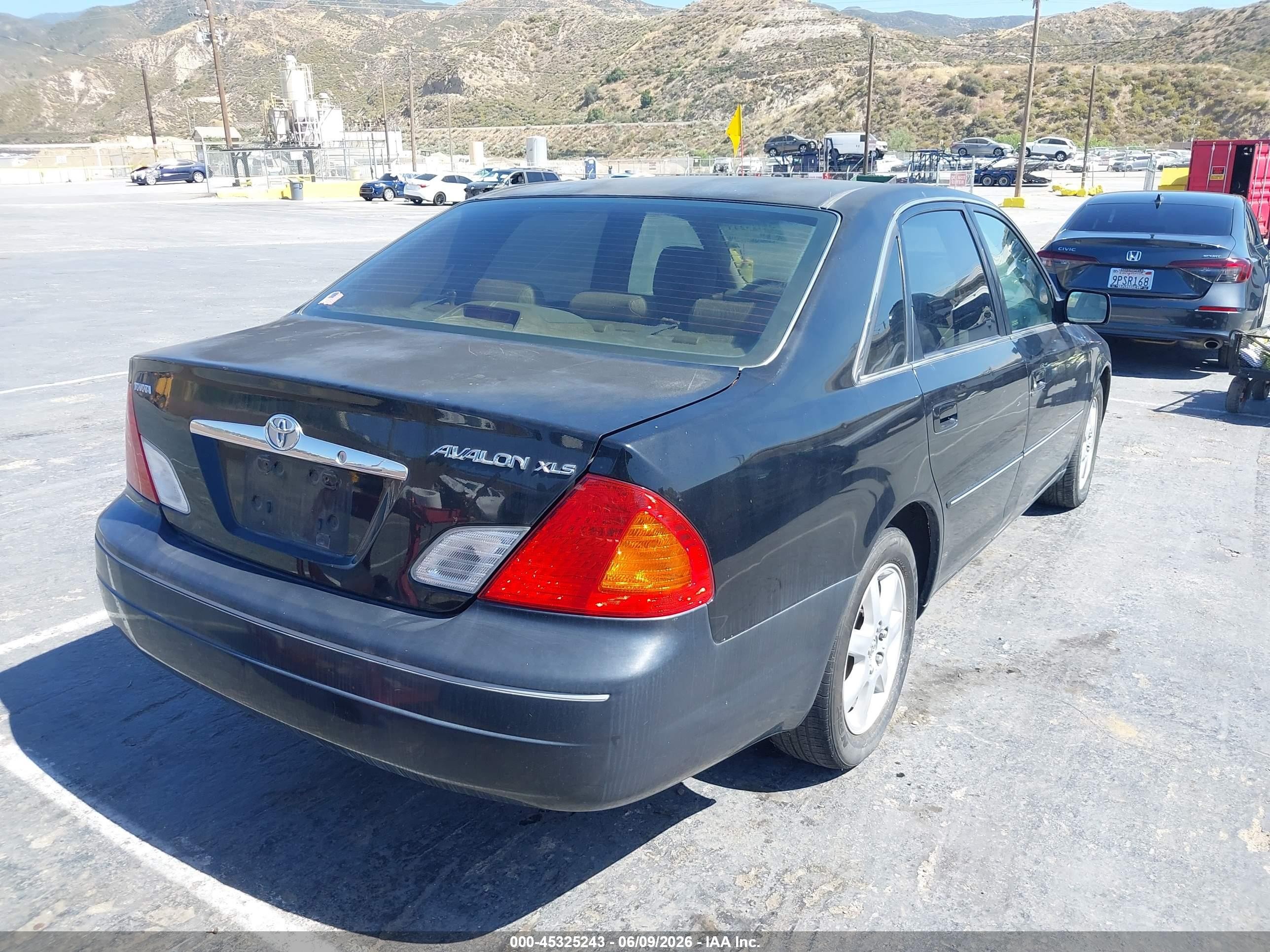 2002 Toyota Avalon Xls Черный vin: 4T1BF28B22U253210