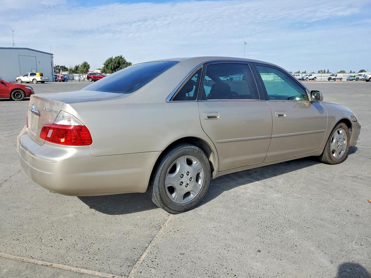 2003 Toyota Avalon Xls Gold vin: 4T1BF28B23U300138