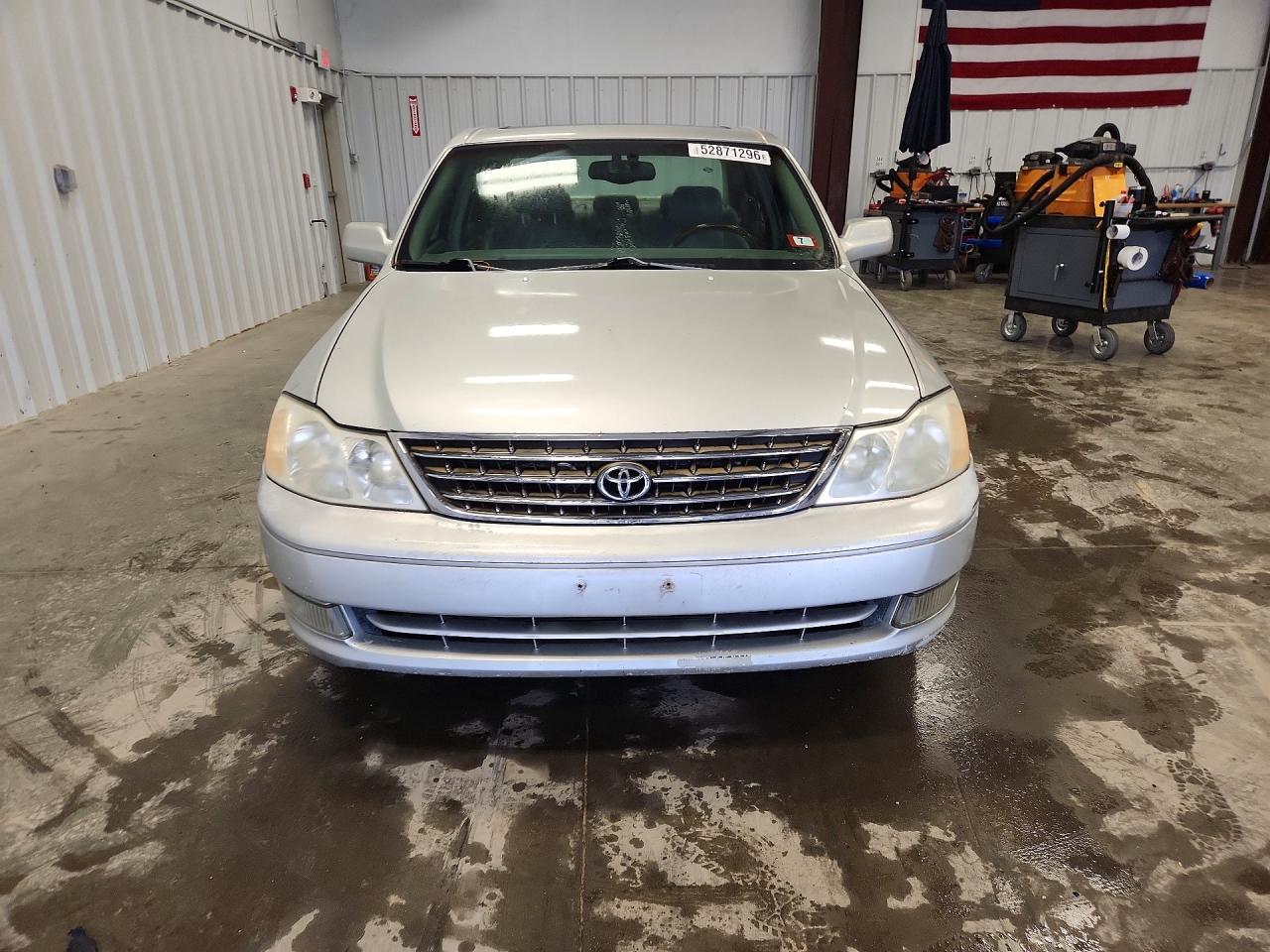 2003 Toyota Avalon Xls Серебряный vin: 4T1BF28B23U303041