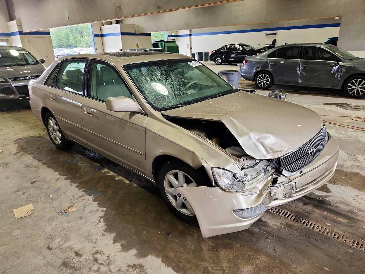 2000 Toyota Avalon Xls Tan vin: 4T1BF28B2YU069037