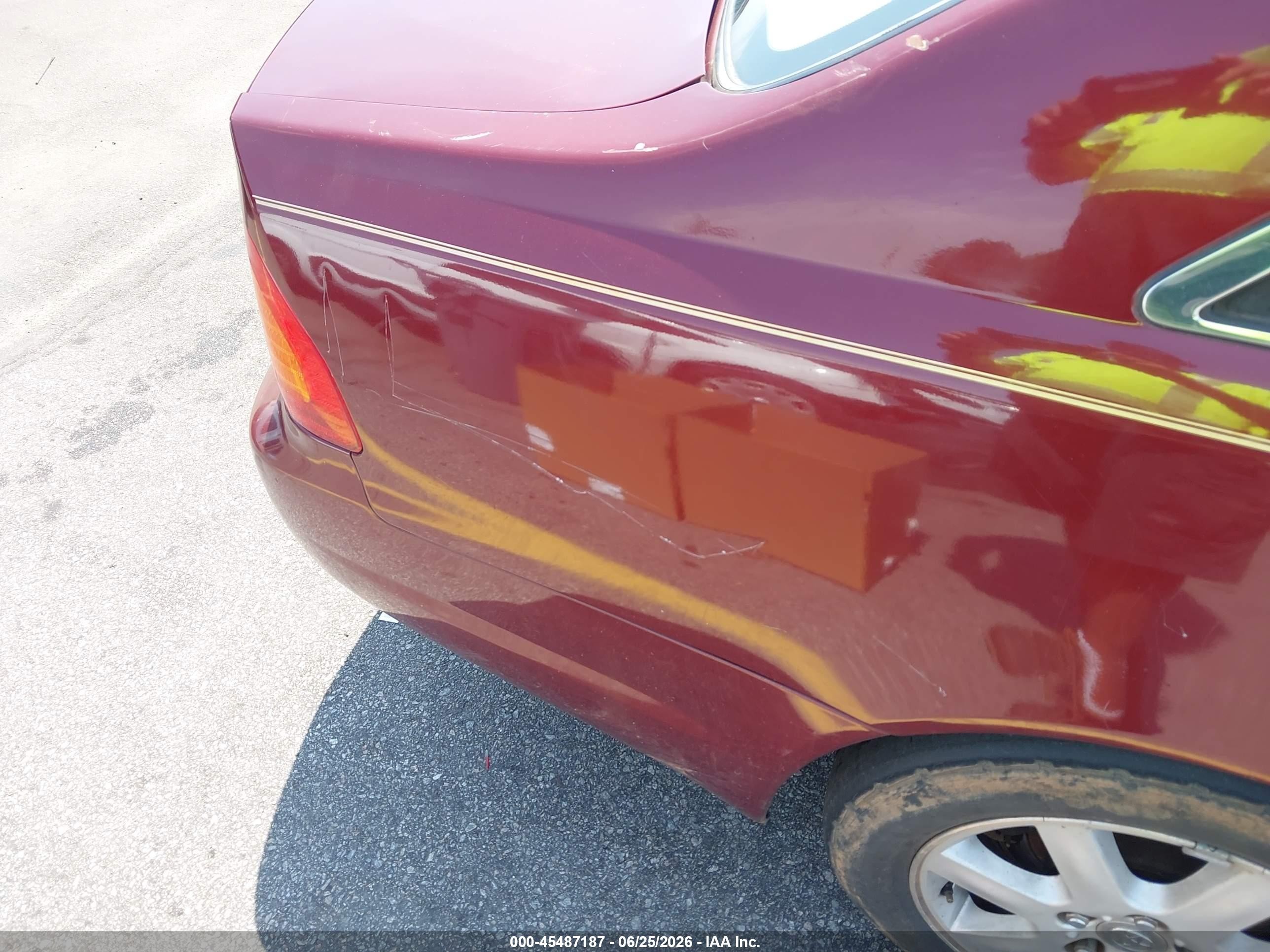 2000 Toyota Avalon Xls Burgundy vin: 4T1BF28B2YU087506