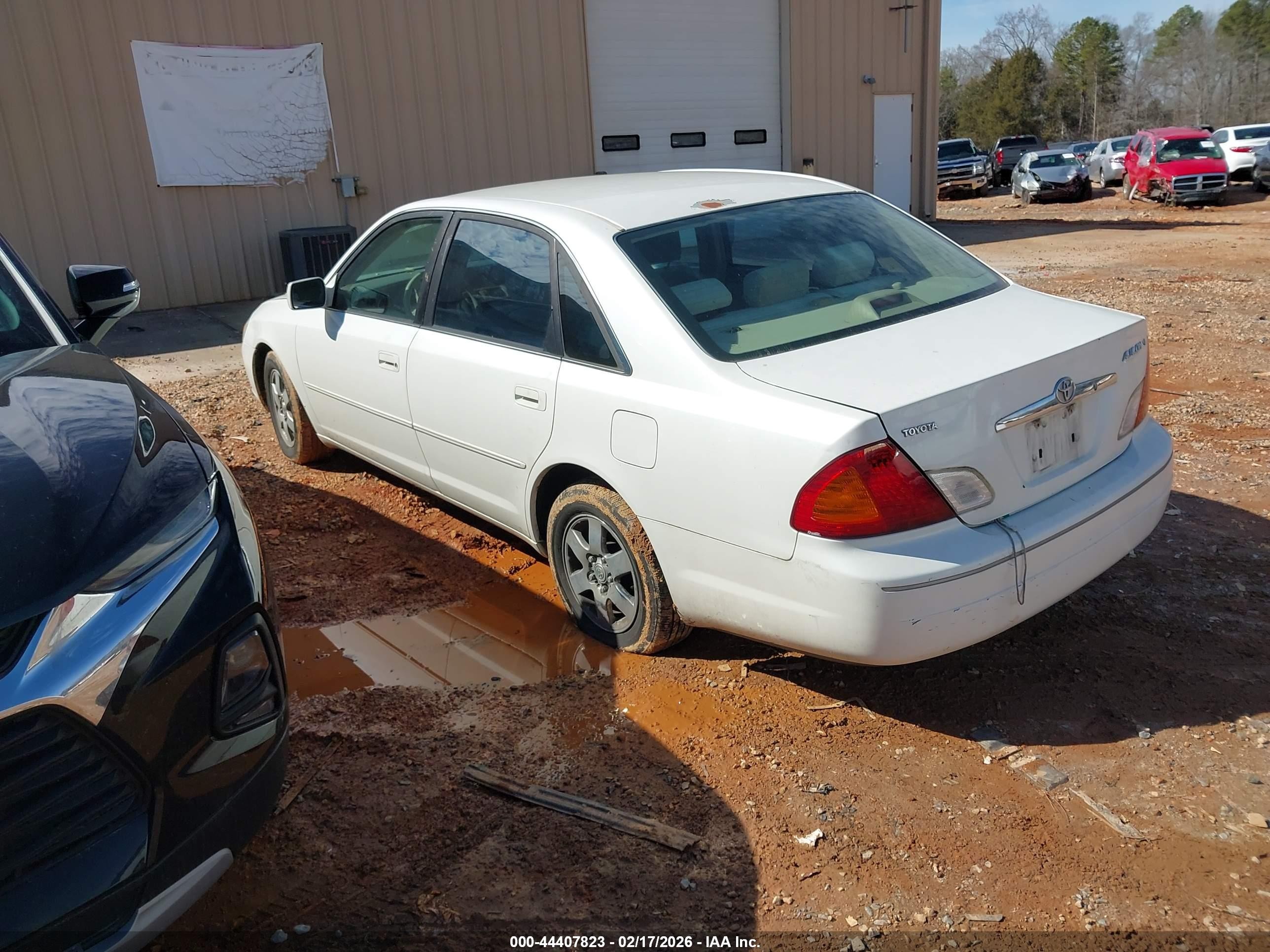 2001 Toyota Avalon Xl White vin: 4T1BF28B31U170819