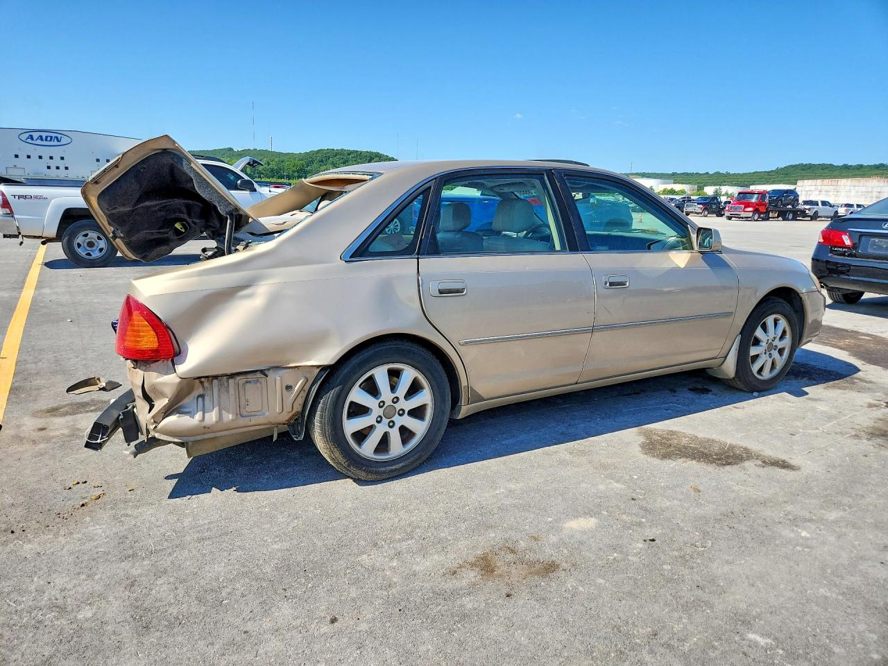 2001 Toyota Avalon Xls Tan vin: 4T1BF28B31U191105