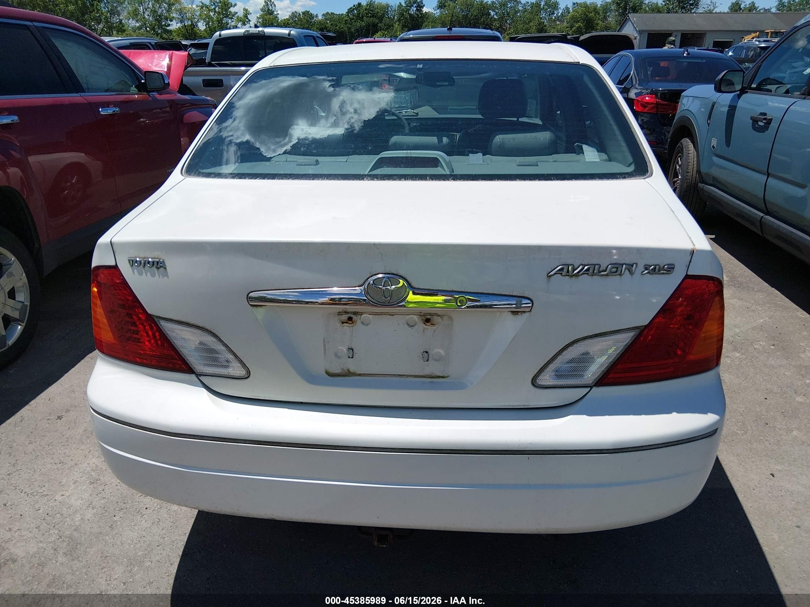 2002 Toyota Avalon Xls White vin: 4T1BF28B32U206848