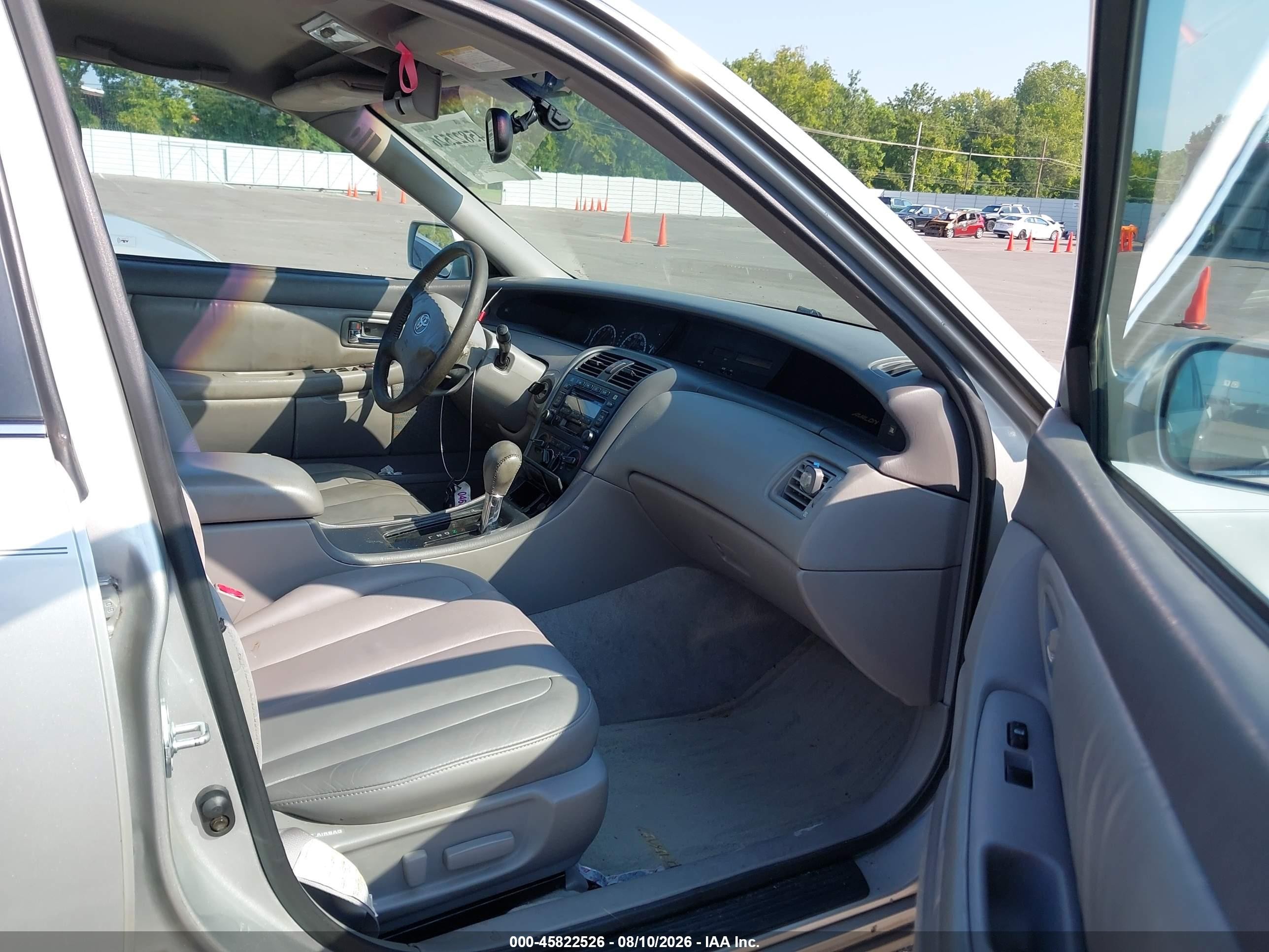 2002 Toyota Avalon Xl Серебряный vin: 4T1BF28B32U248050