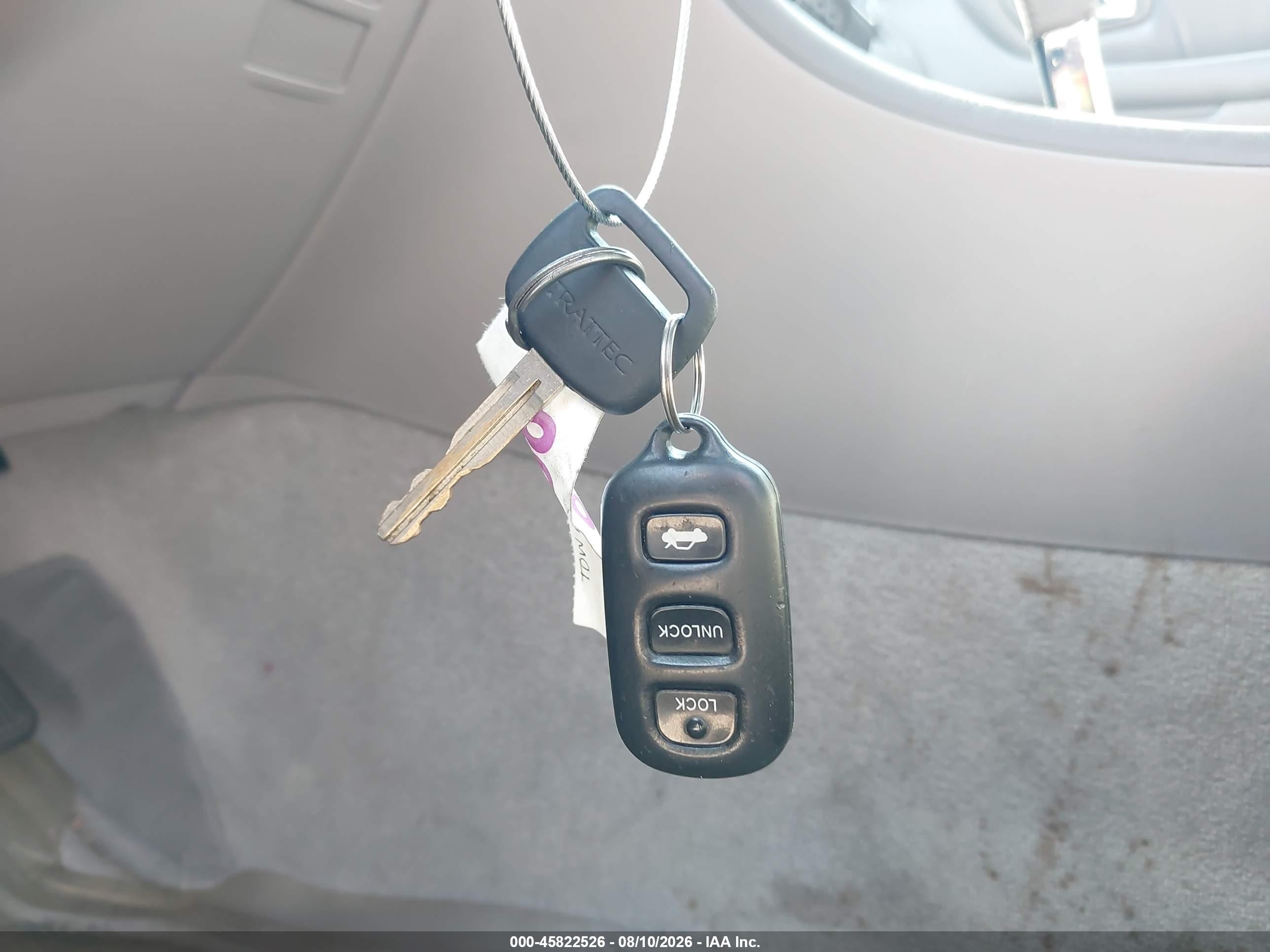 2002 Toyota Avalon Xl Серебряный vin: 4T1BF28B32U248050