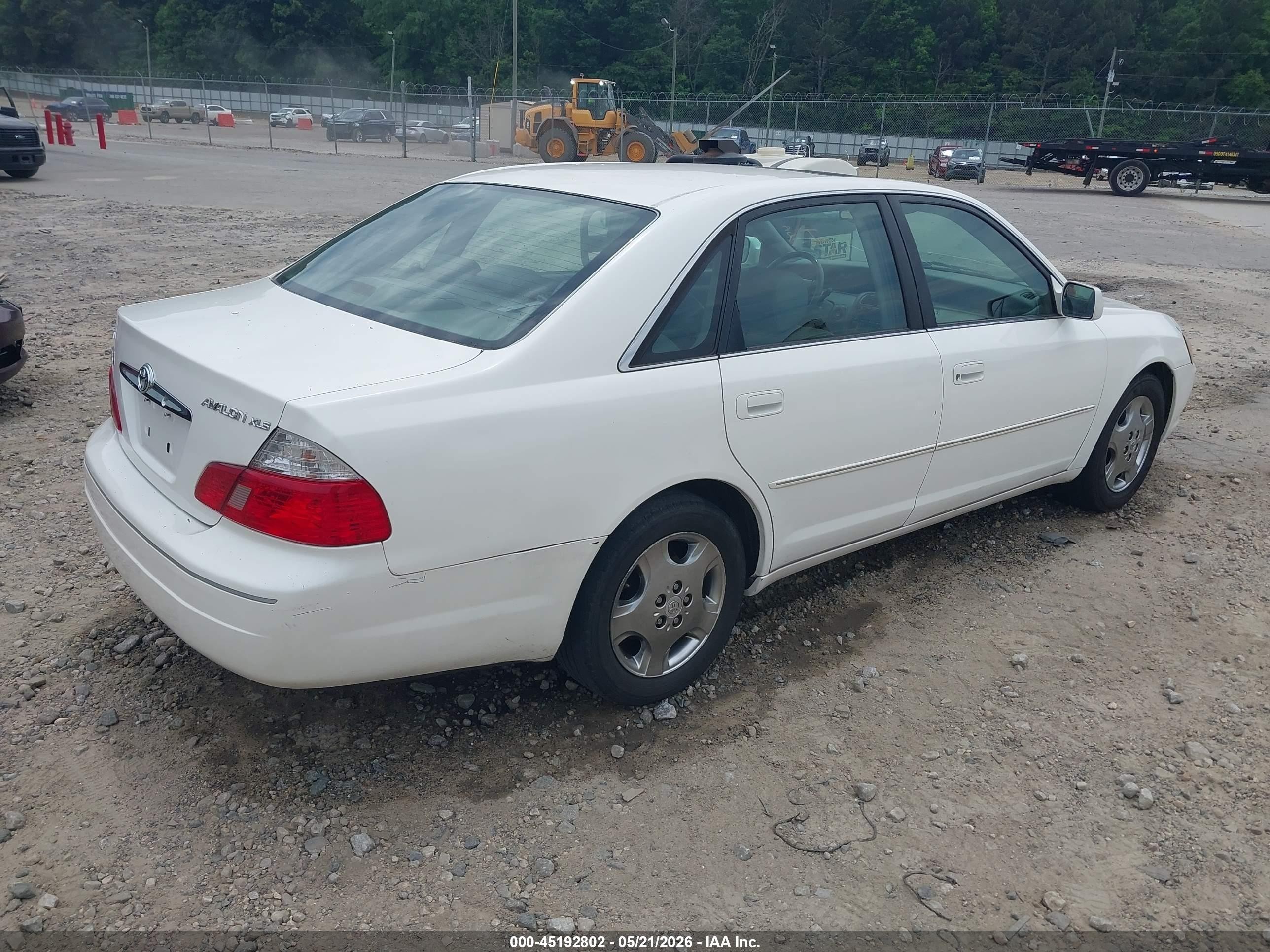 2003 Toyota Avalon Xls White vin: 4T1BF28B33U281390