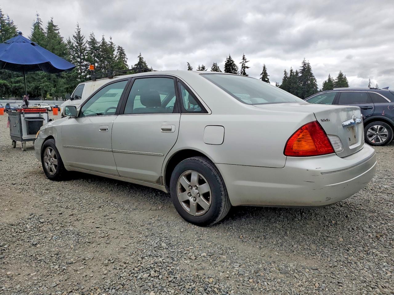 2000 Toyota Avalon Xl Silver vin: 4T1BF28B3YU009610