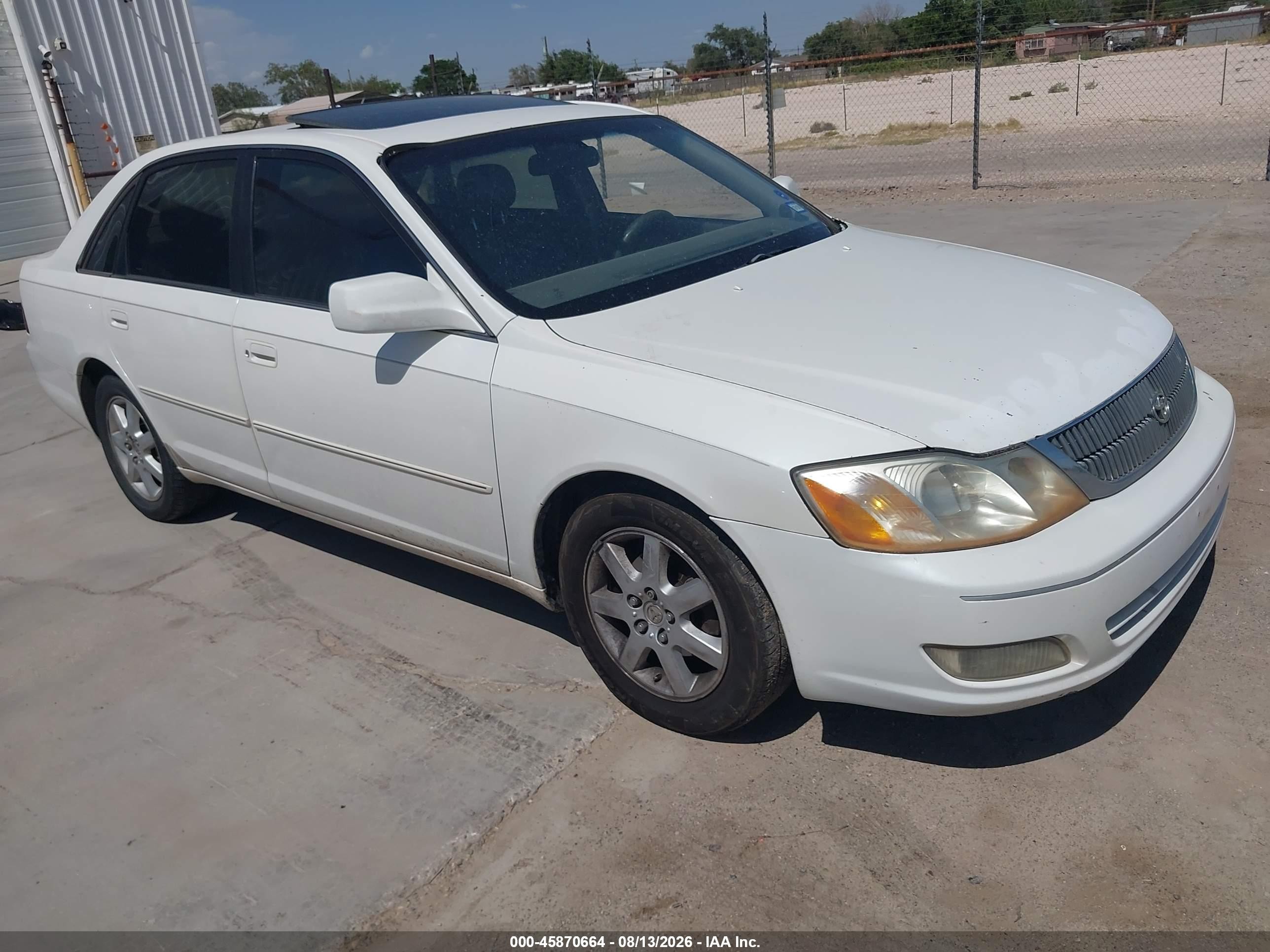 2000 Toyota Avalon Xls White vin: 4T1BF28B3YU020848