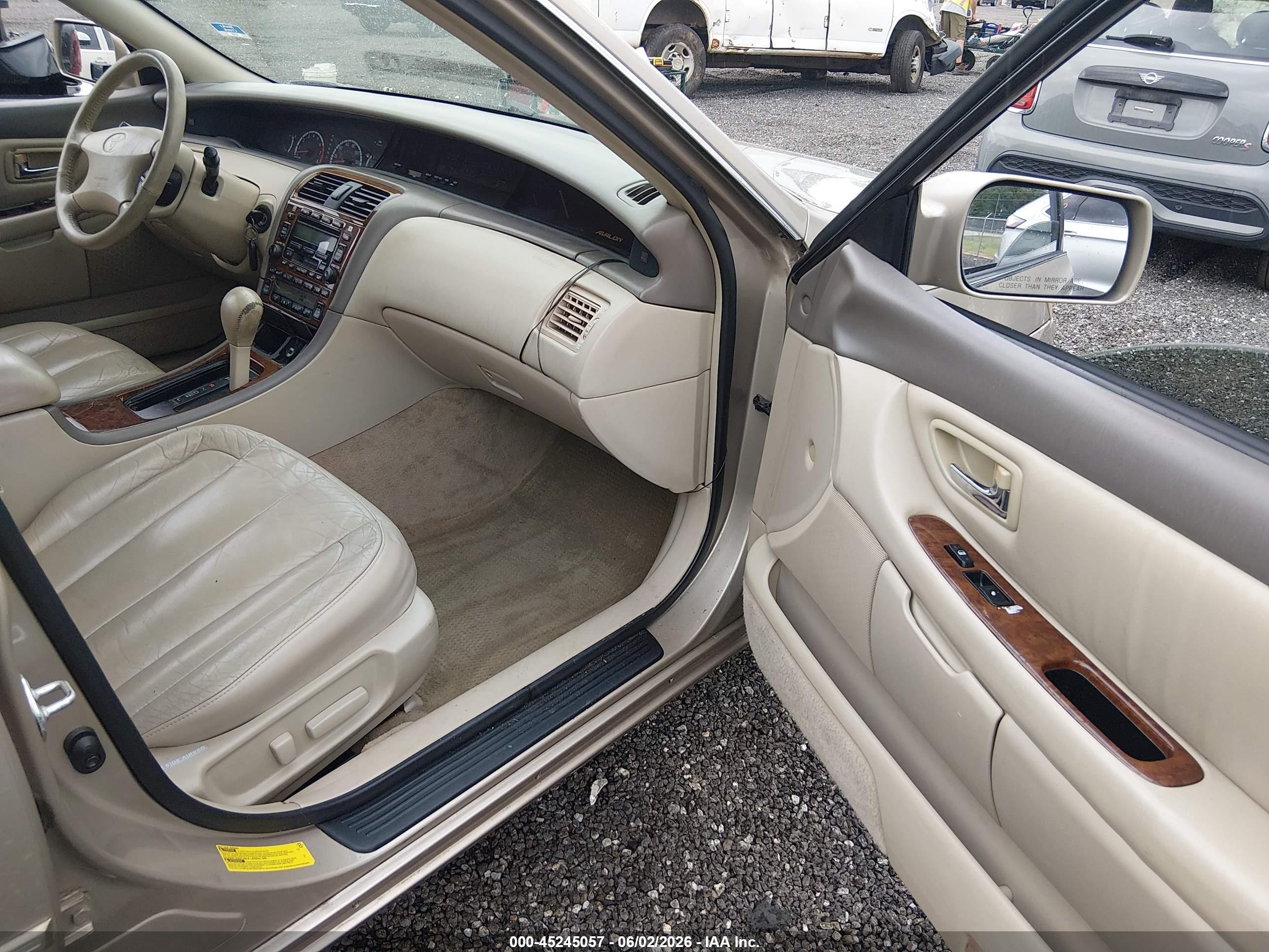 2000 Toyota Avalon Xls Gold vin: 4T1BF28B3YU057253