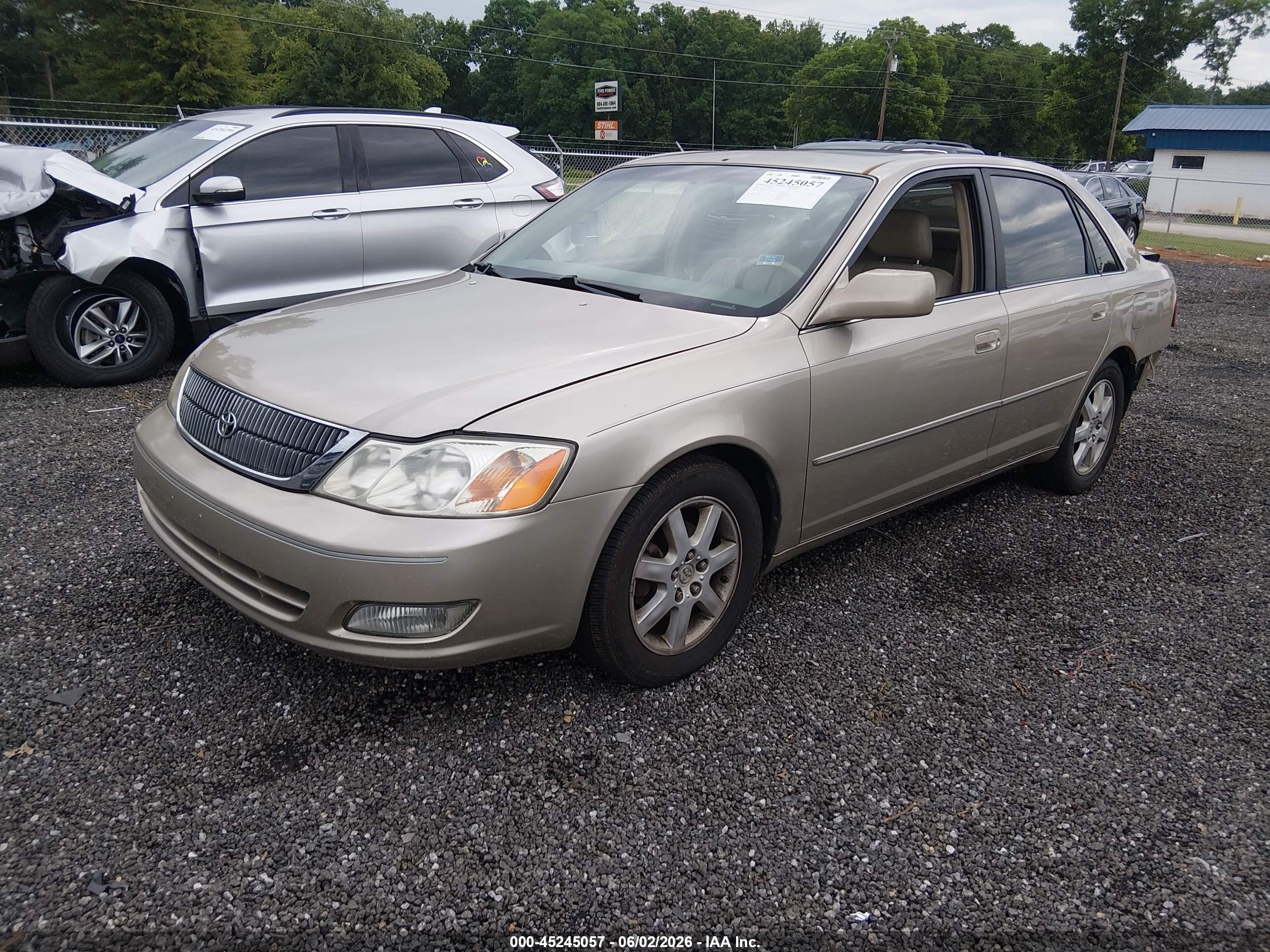2000 Toyota Avalon Xls Gold vin: 4T1BF28B3YU057253