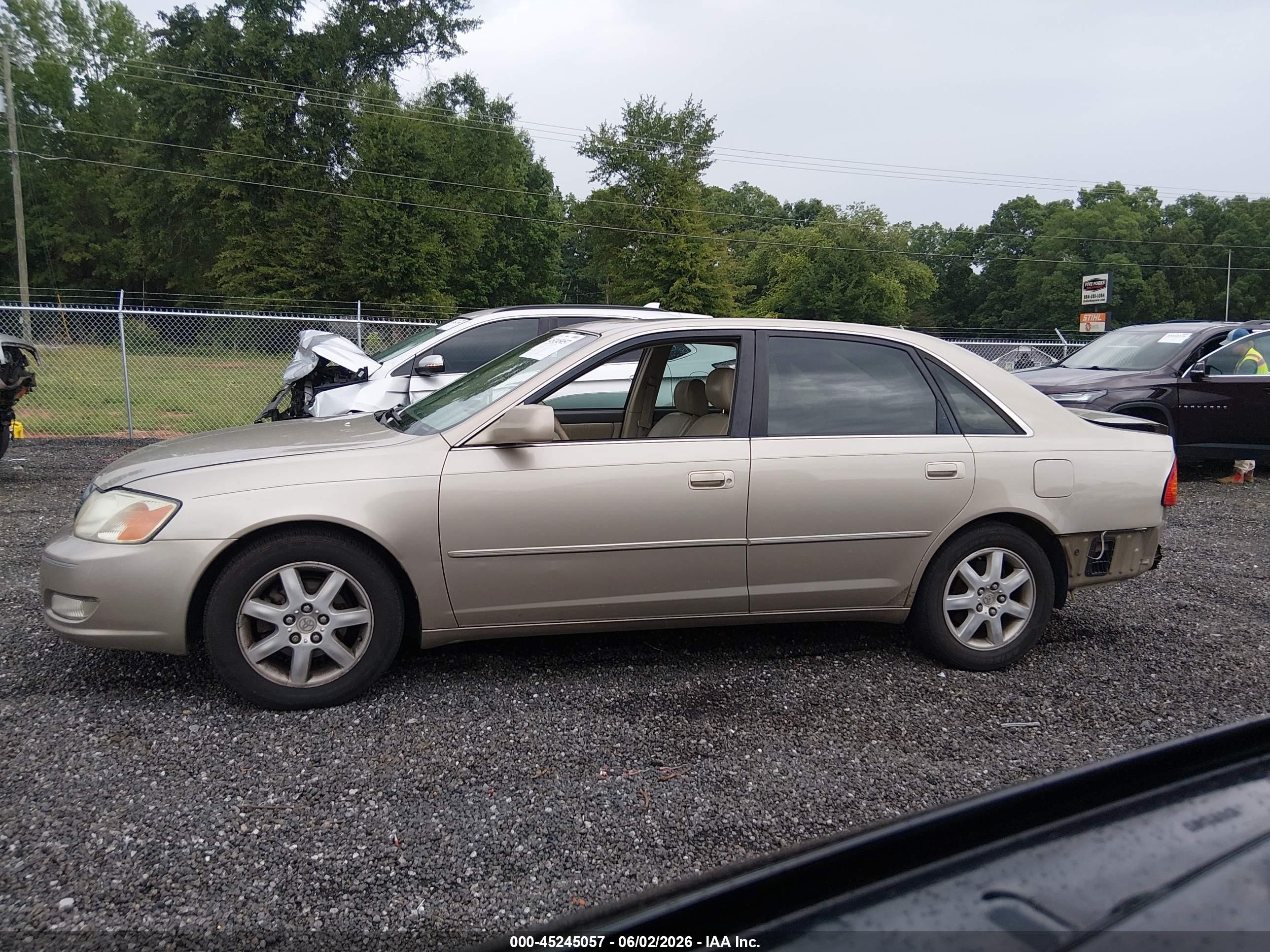 2000 Toyota Avalon Xls Gold vin: 4T1BF28B3YU057253