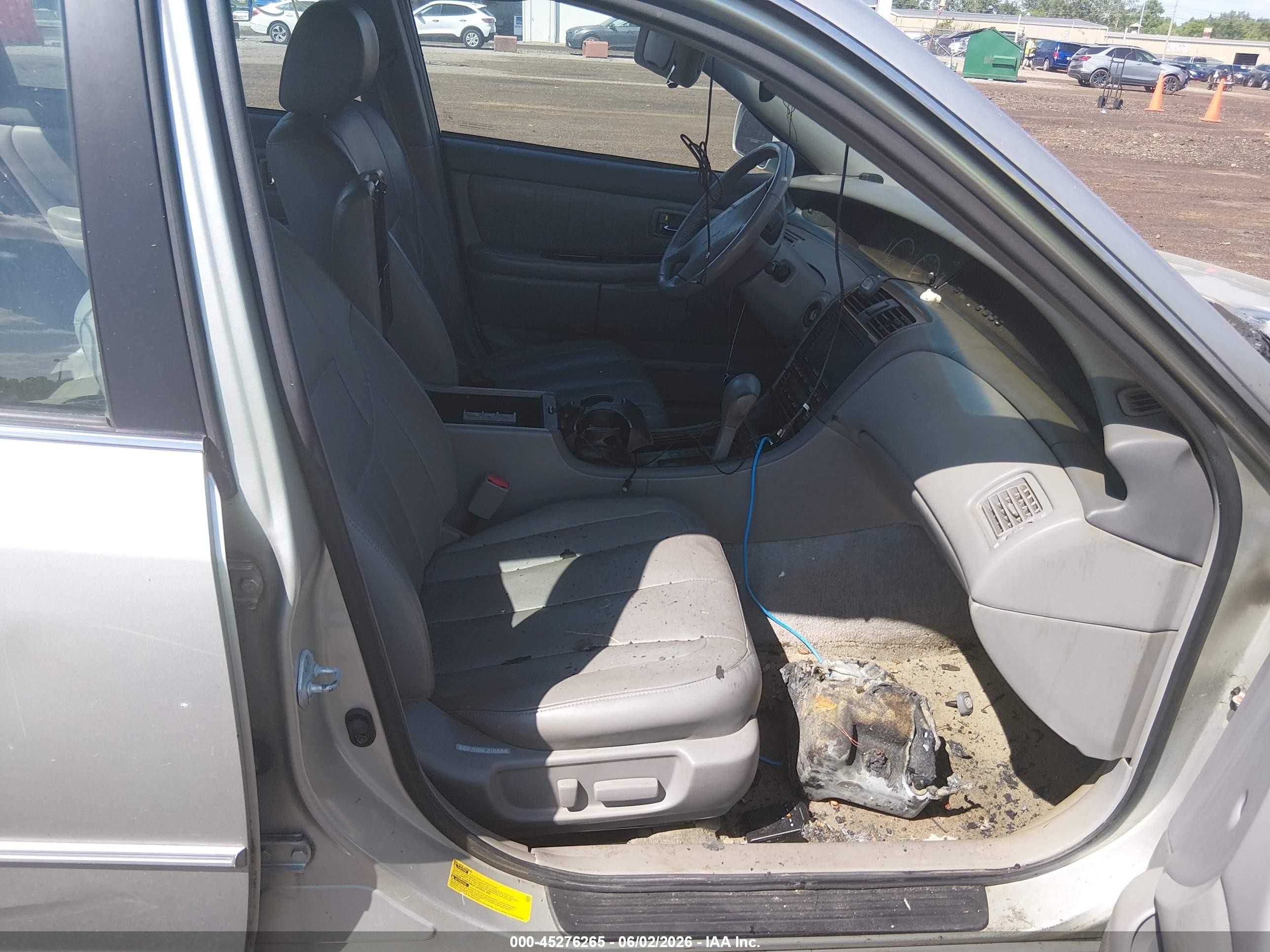 2000 Toyota Avalon Xls Gray vin: 4T1BF28B3YU057902