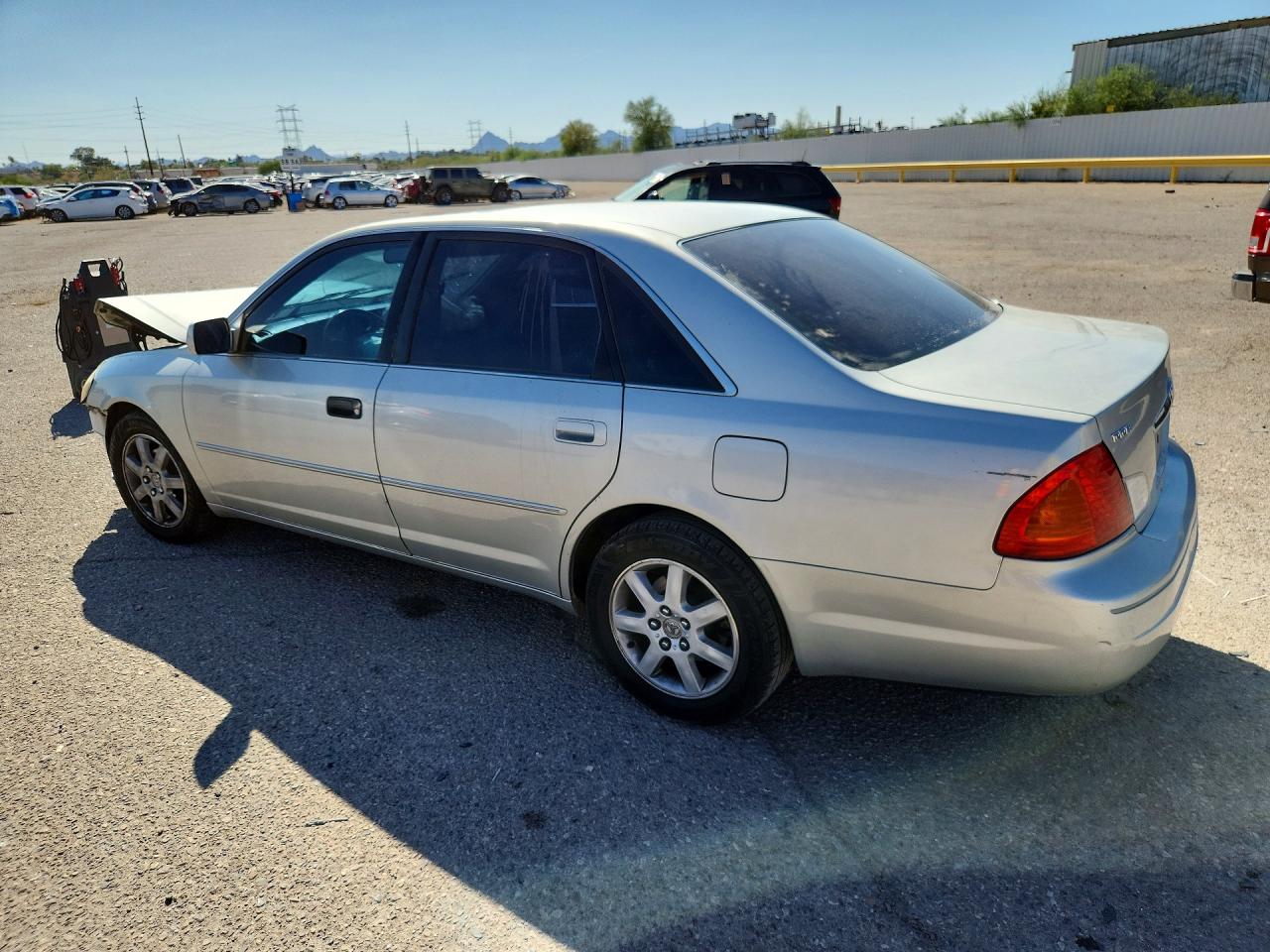 2000 Toyota Avalon Xl Silver vin: 4T1BF28B3YU092911