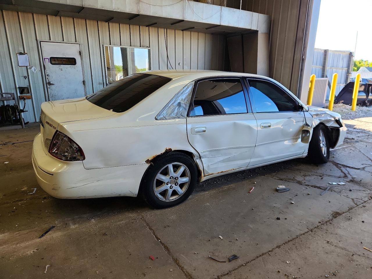 2001 Toyota Avalon Xls White vin: 4T1BF28B41U122309