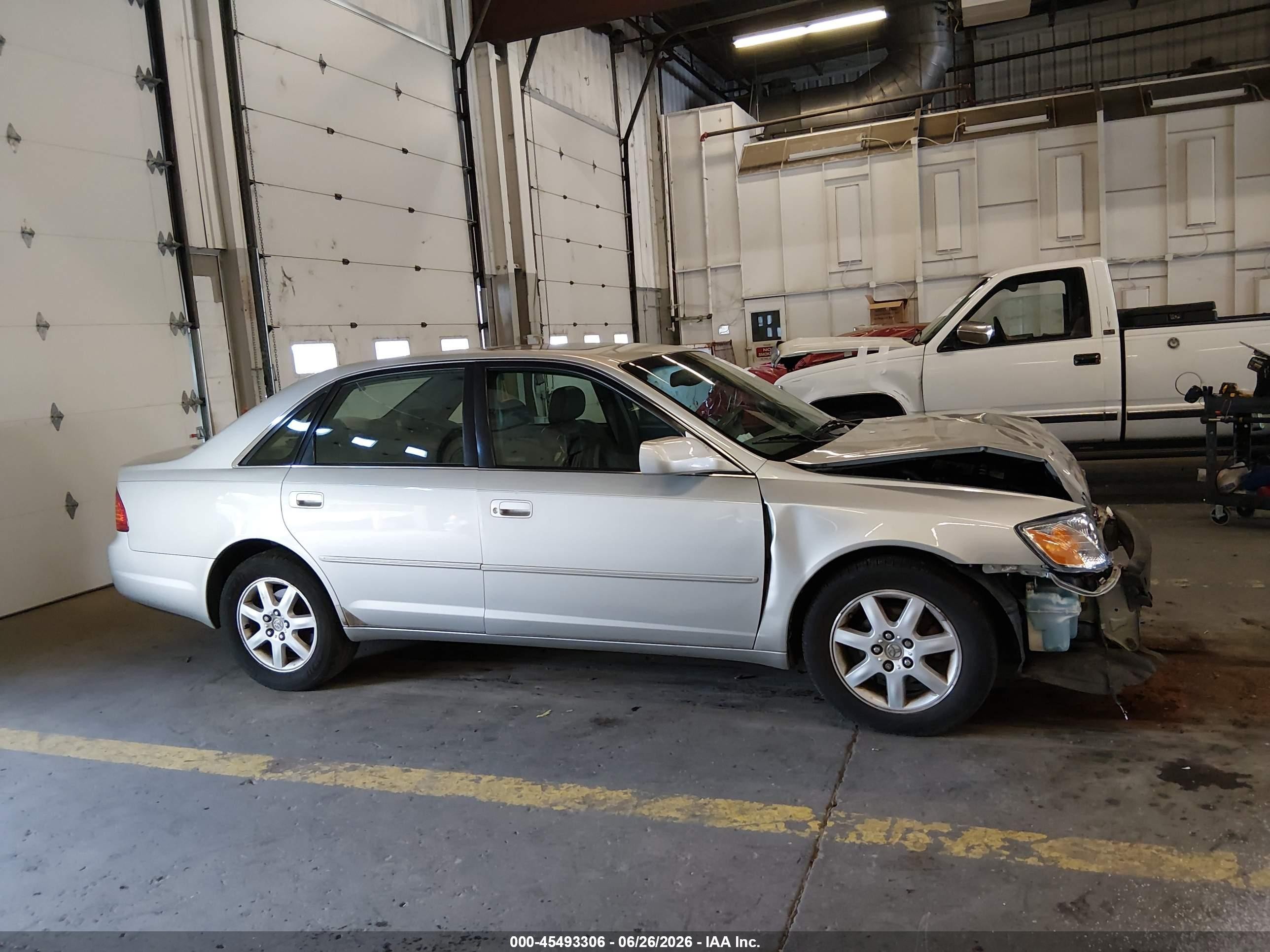 2001 Toyota Avalon Xls Silver vin: 4T1BF28B41U181313