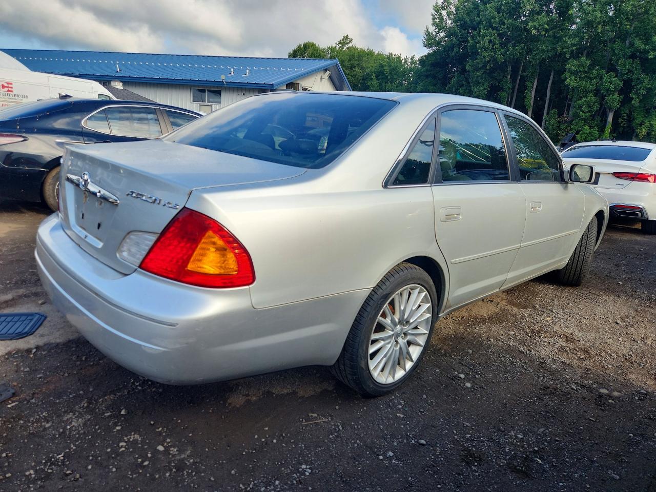 2002 Toyota Avalon Xls Gray vin: 4T1BF28B42U235789