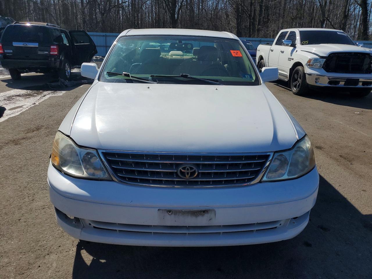 2003 Toyota Avalon Xl White vin: 4T1BF28B43U296691