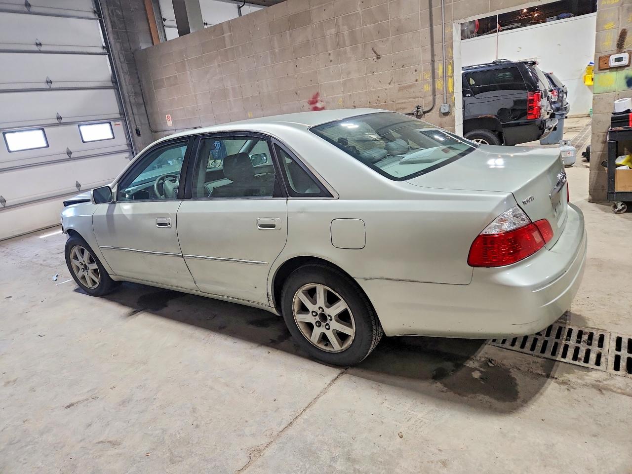2003 Toyota Avalon Xl Tan vin: 4T1BF28B43U299123