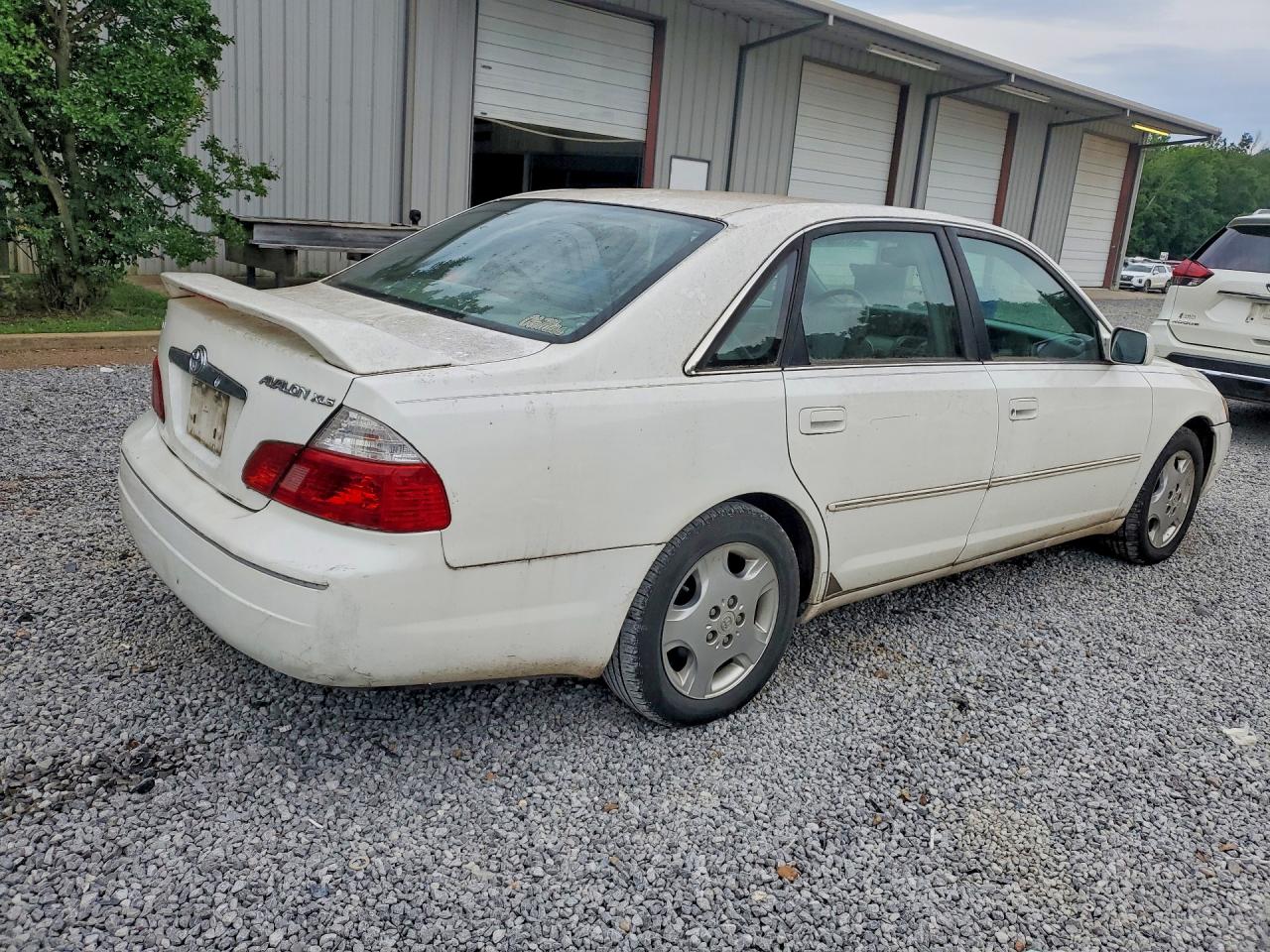 2004 Toyota Avalon Xls White vin: 4T1BF28B44U347396