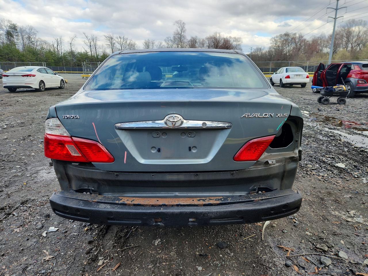 2004 Toyota Avalon Xls Silver vin: 4T1BF28B44U362688
