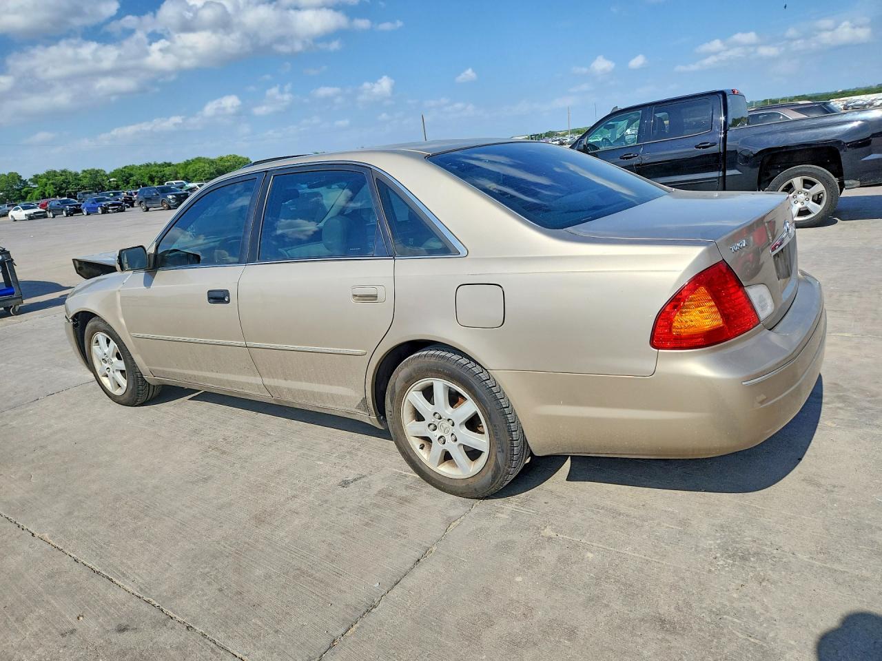 2000 Toyota Avalon Xls Gold vin: 4T1BF28B4YU029901