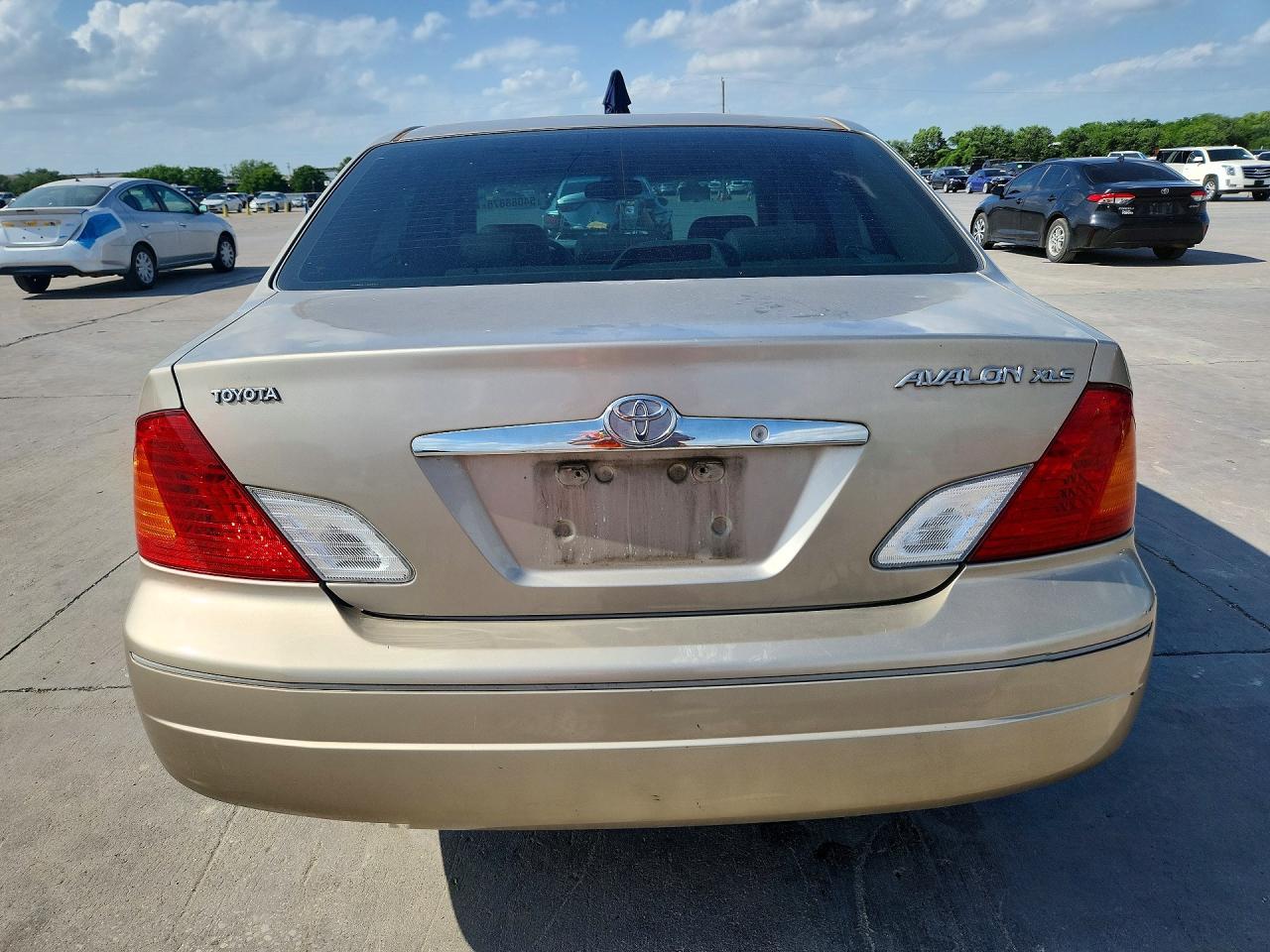 2000 Toyota Avalon Xls Gold vin: 4T1BF28B4YU029901