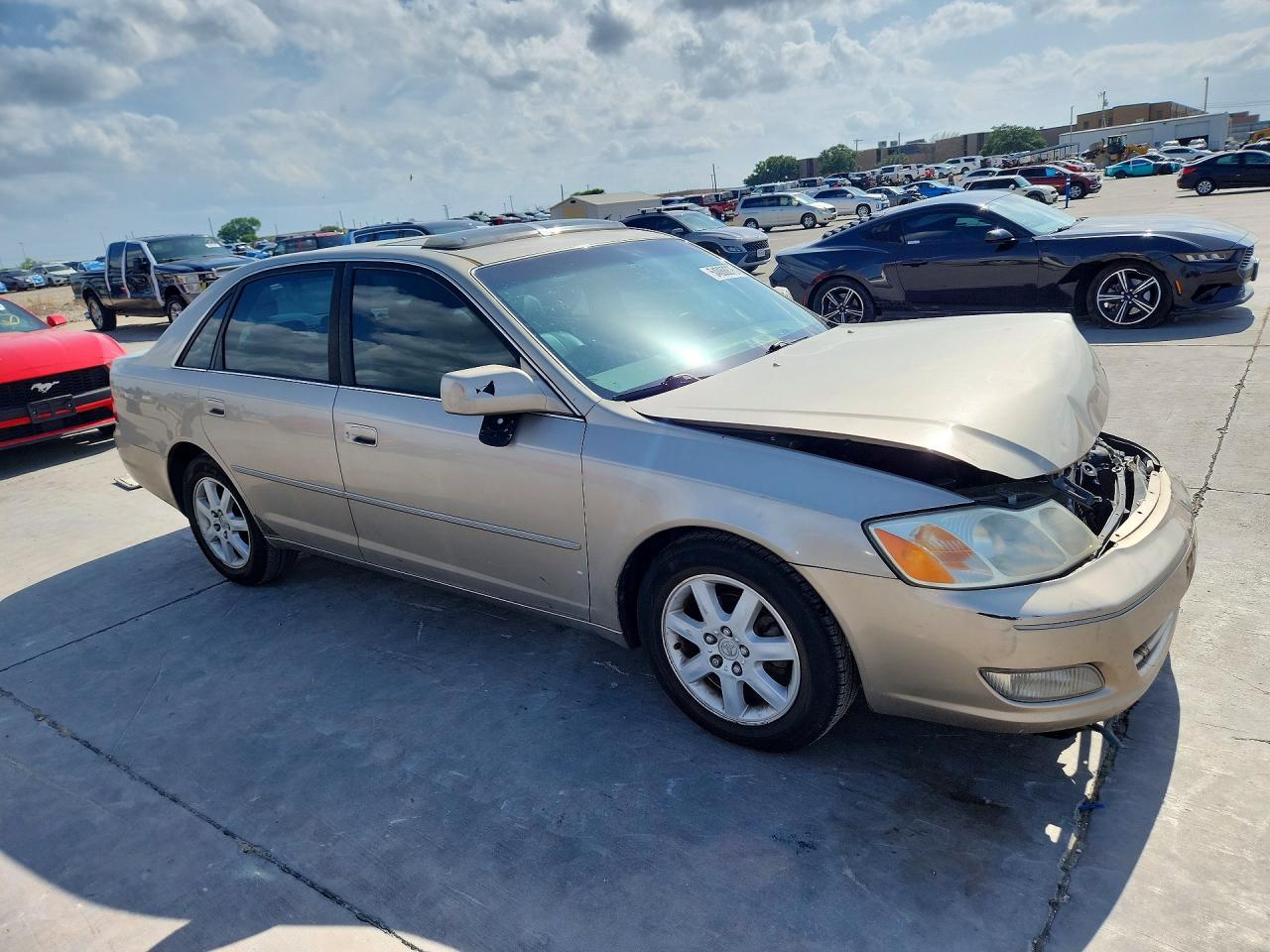 2000 Toyota Avalon Xls Gold vin: 4T1BF28B4YU029901