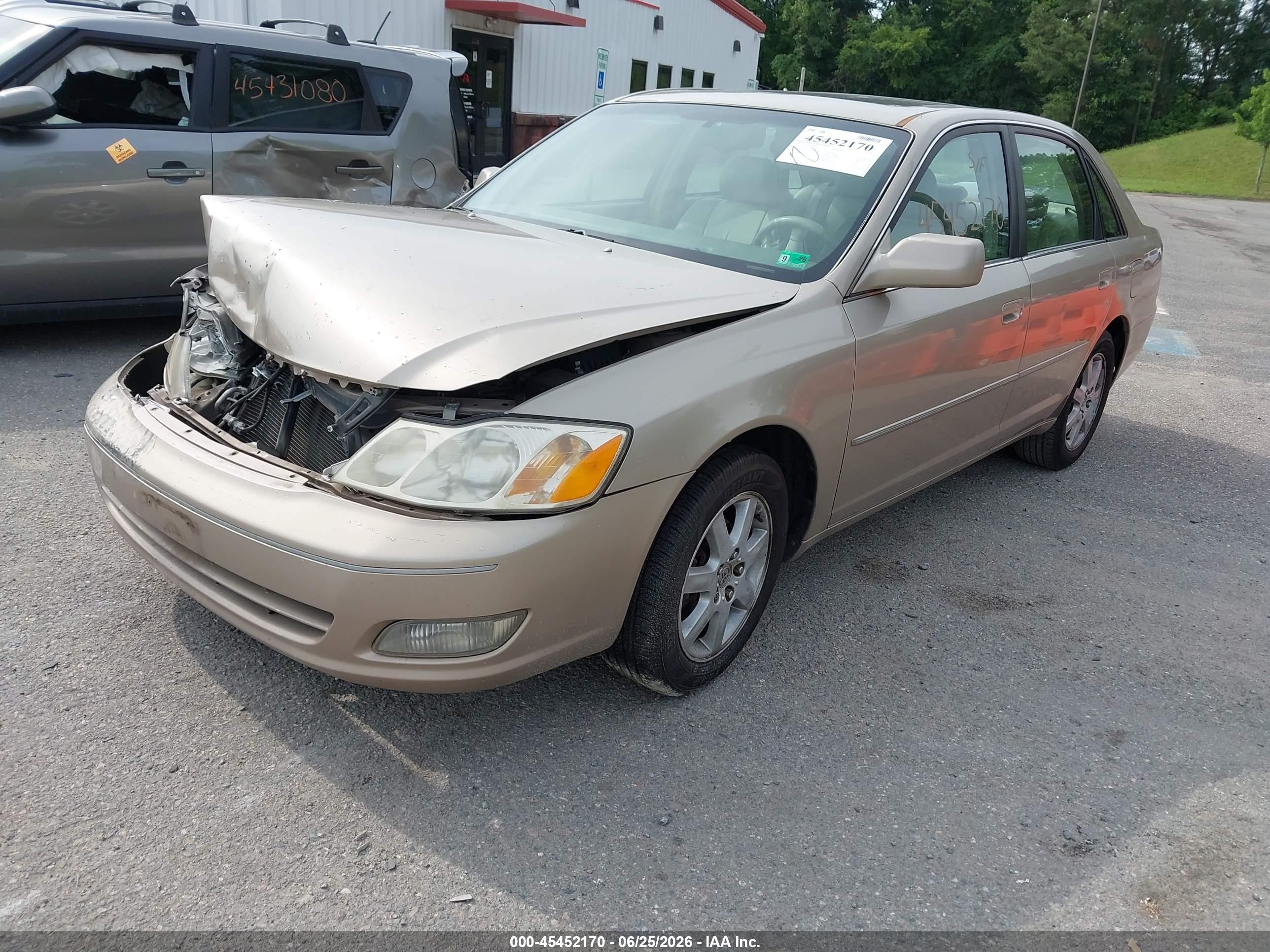 2000 Toyota Avalon Xls Champagne vin: 4T1BF28B4YU082470