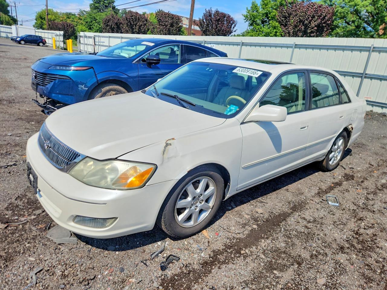 2001 Toyota Avalon Xls White vin: 4T1BF28B51U171308