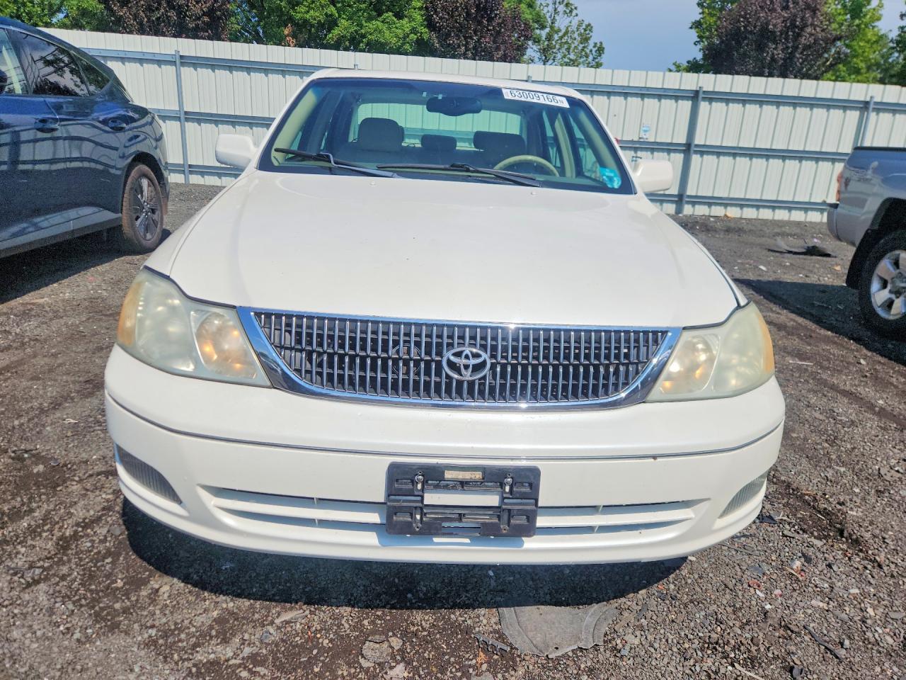 2001 Toyota Avalon Xls White vin: 4T1BF28B51U171308
