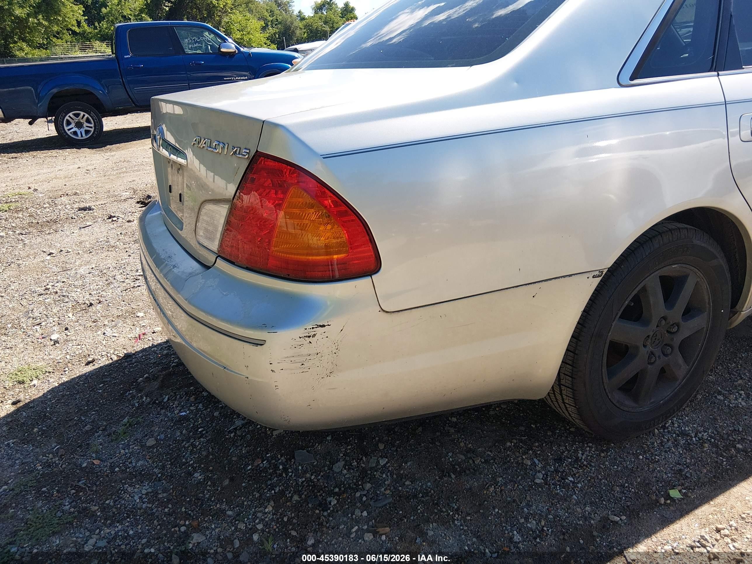 2001 Toyota Avalon Xls Silver vin: 4T1BF28B51U178968