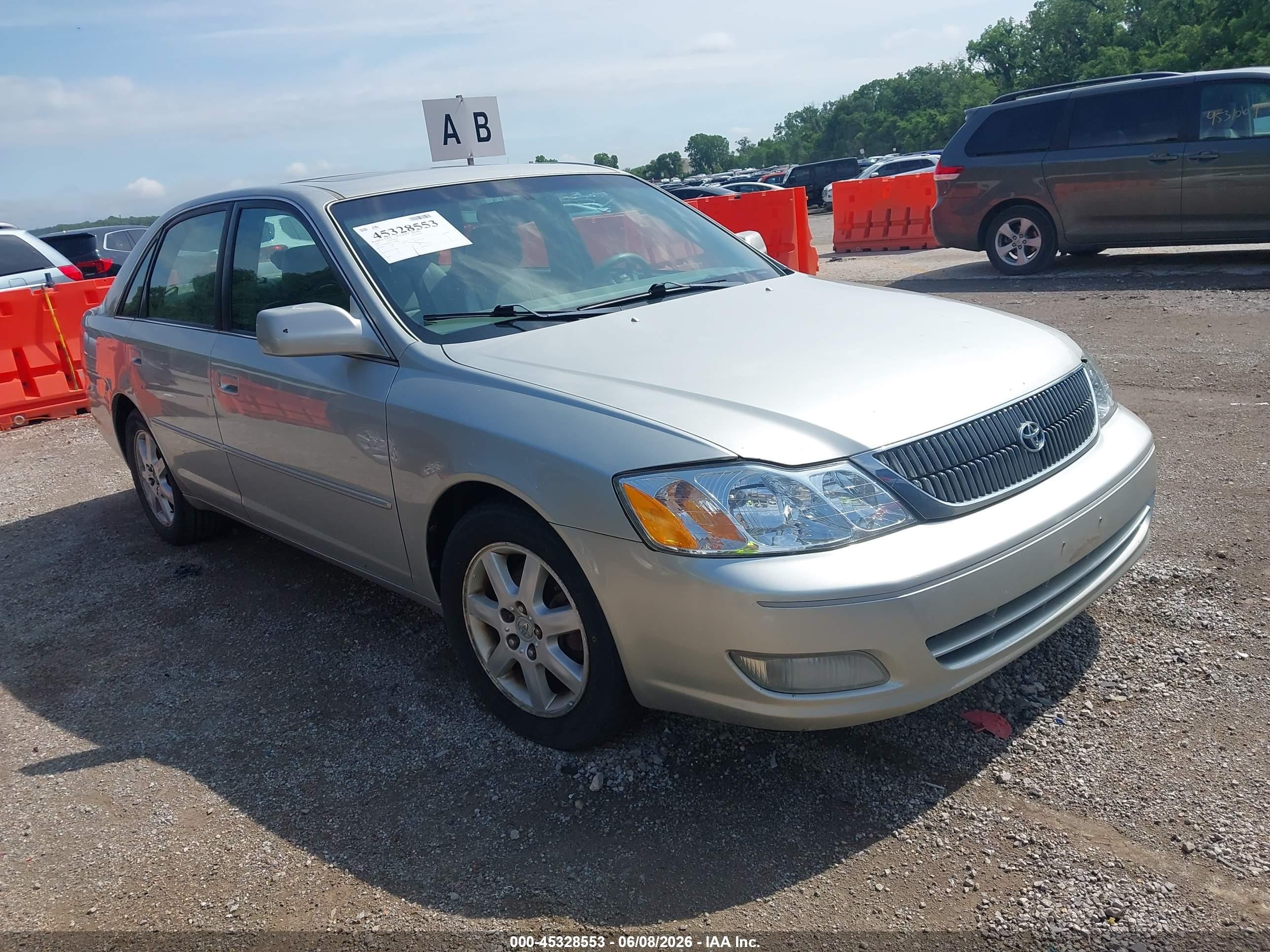 2001 Toyota Avalon Xls Silver vin: 4T1BF28B51U179909