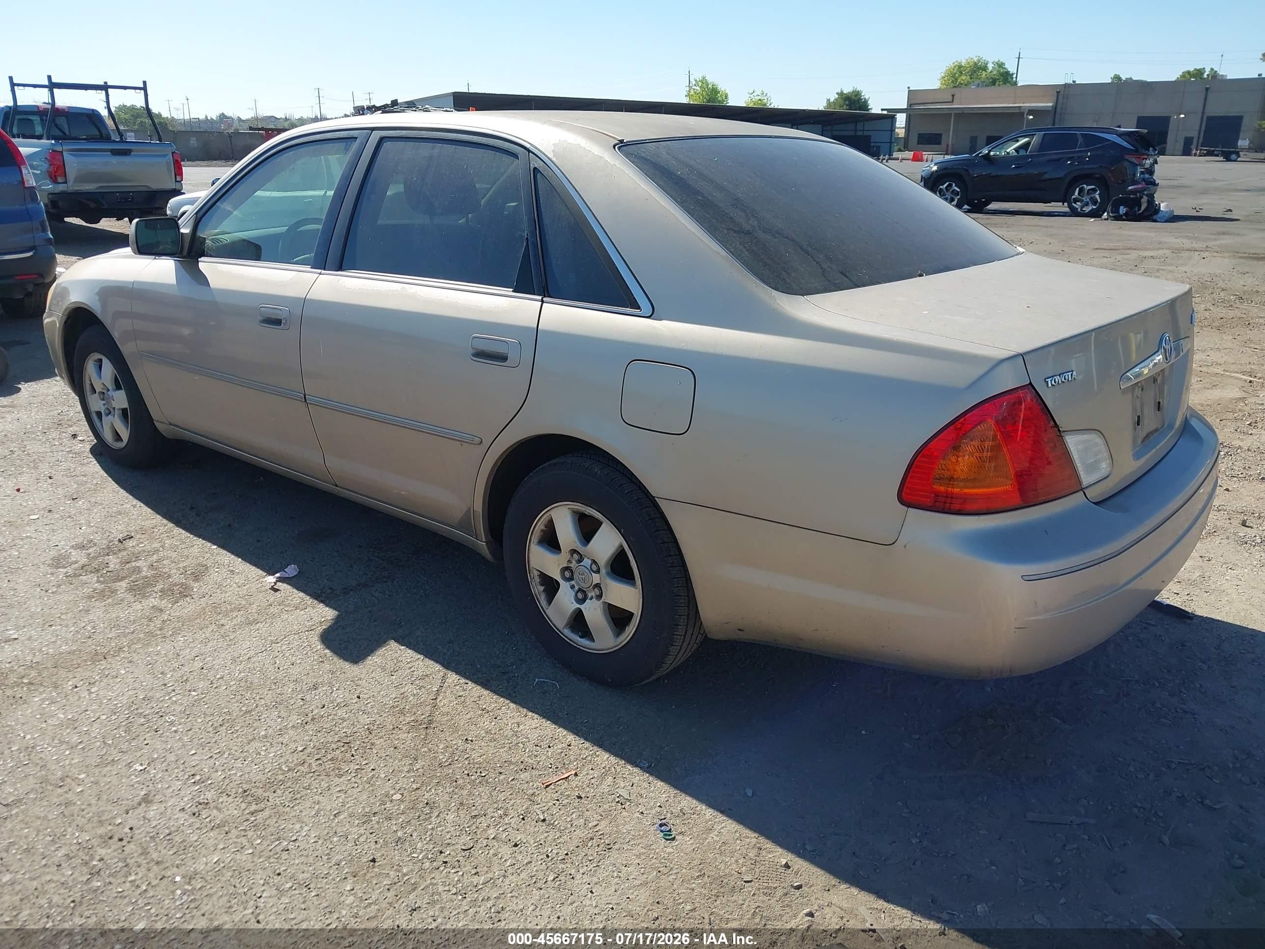2002 Toyota Avalon Xl Бежевый vin: 4T1BF28B52U242220