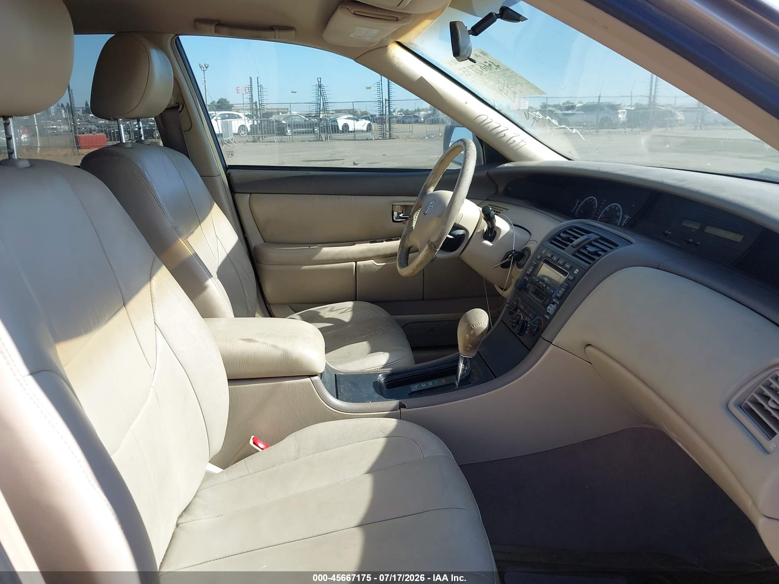 2002 Toyota Avalon Xl Бежевый vin: 4T1BF28B52U242220